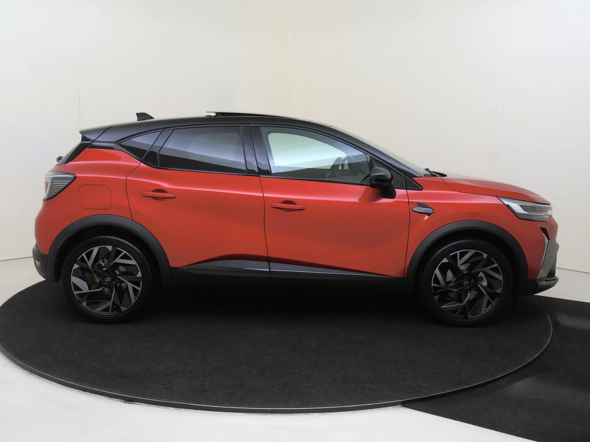 Renault-Captur-image-8
