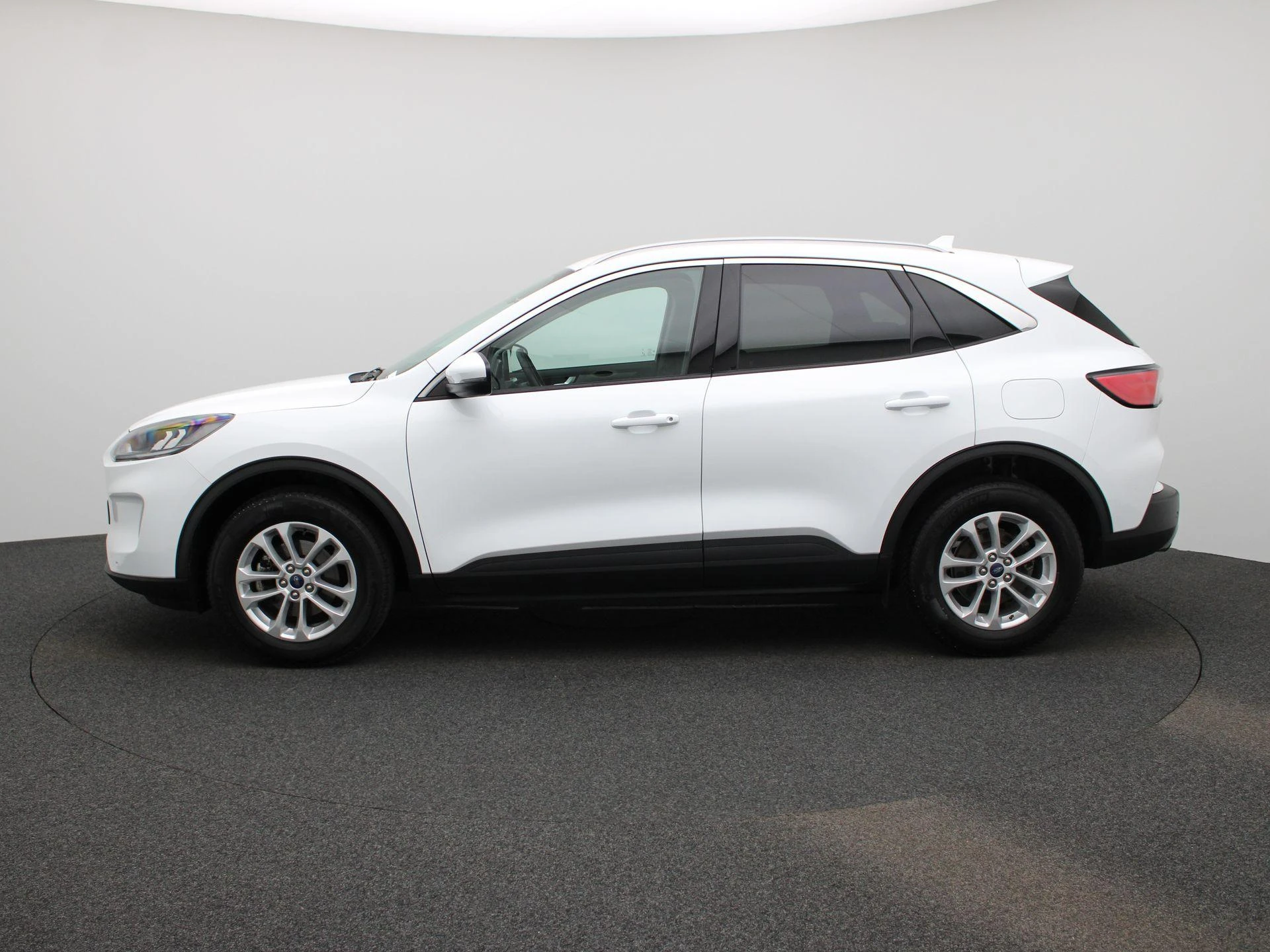 Ford-Kuga-image-3