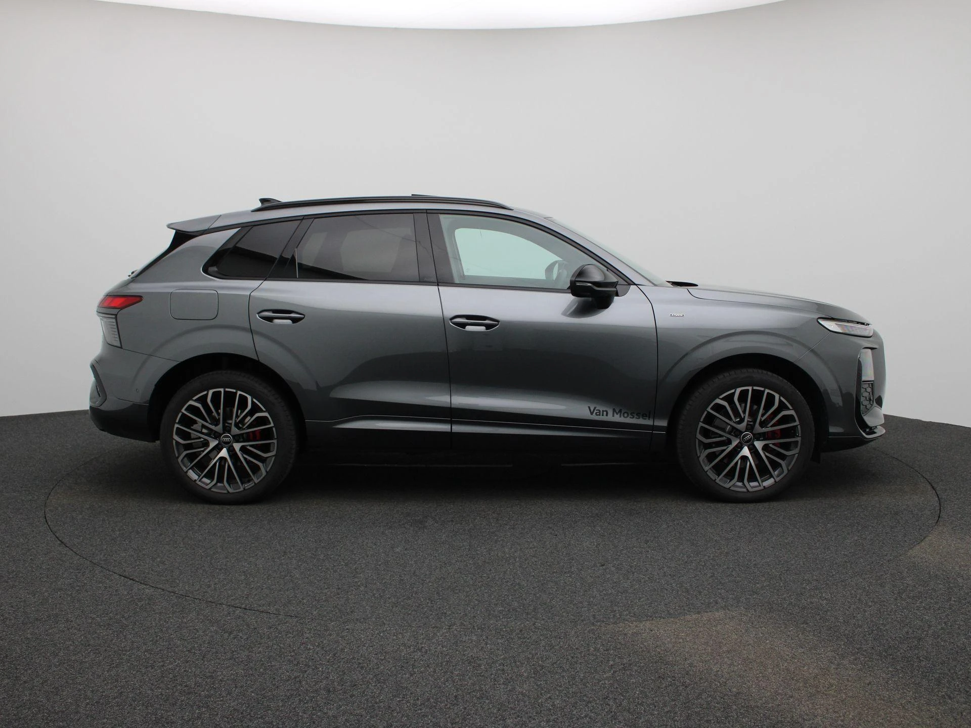 Audi-Q3-image-5