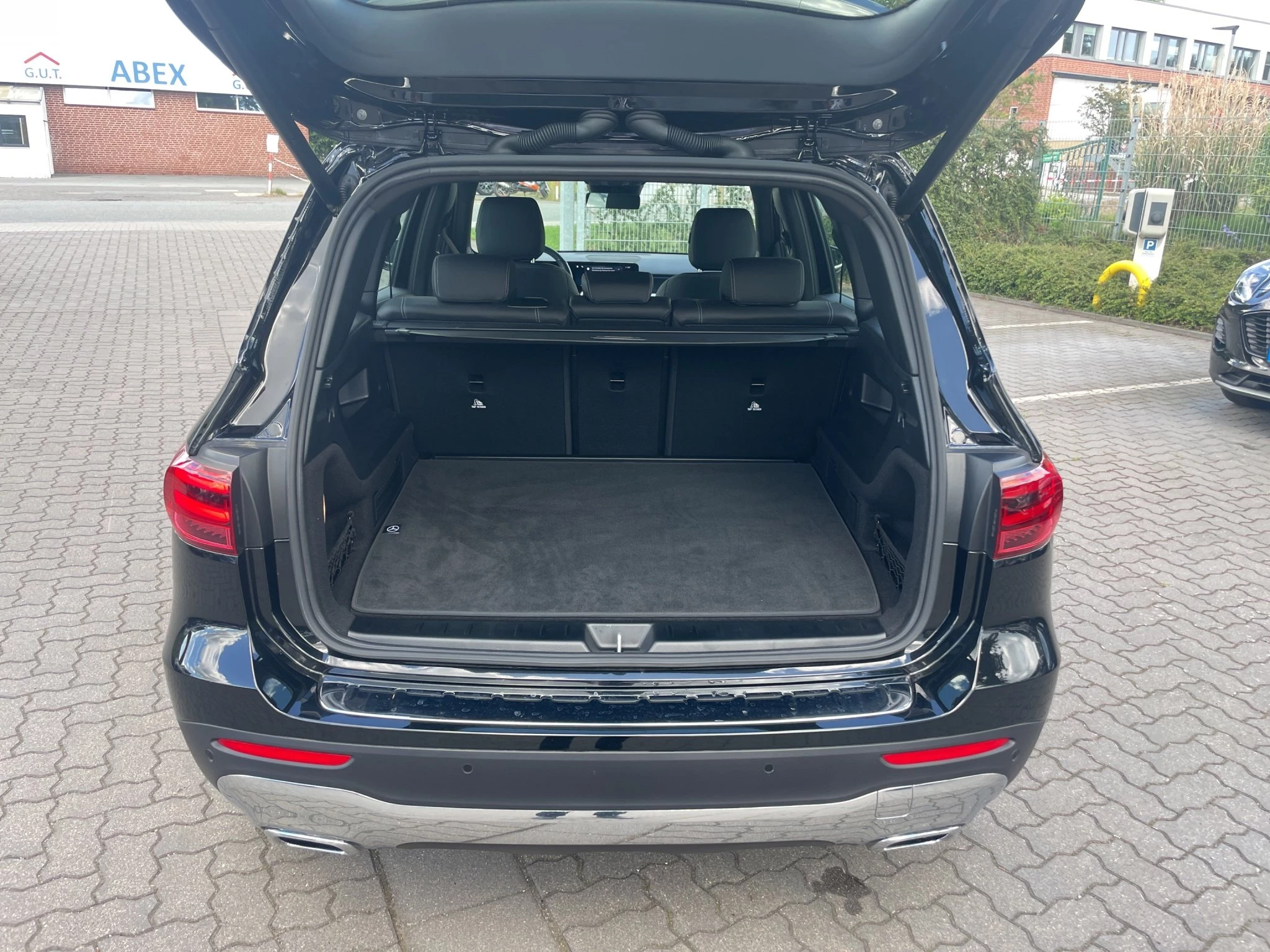 Mercedes-Benz GLB 200 Progressive AUT | ADVANCE + | NAVI | LED