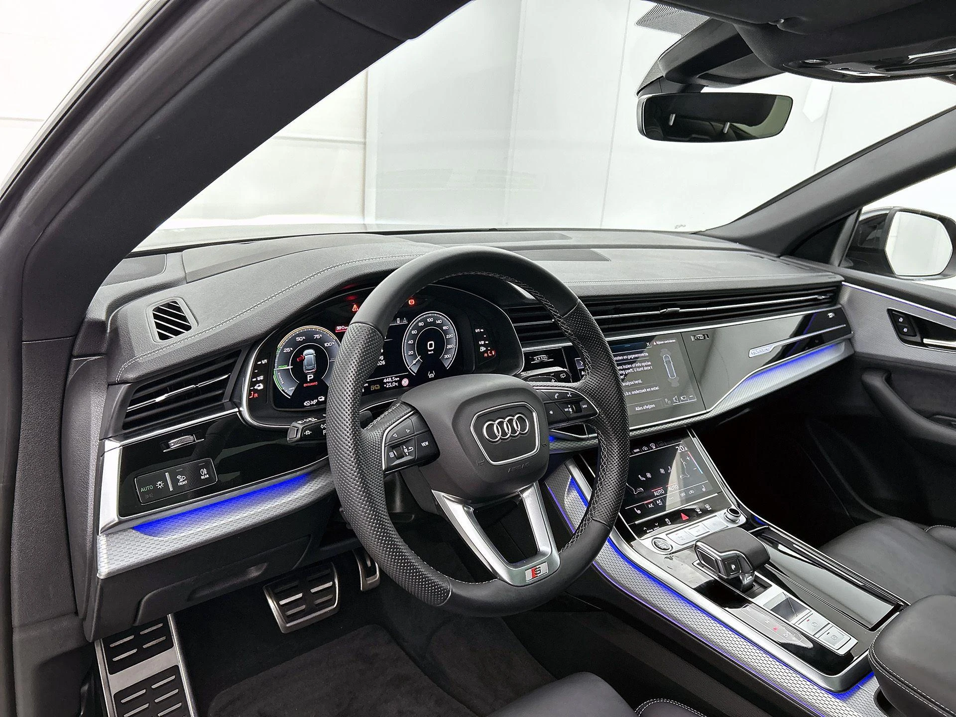 Audi-Q8-image-18