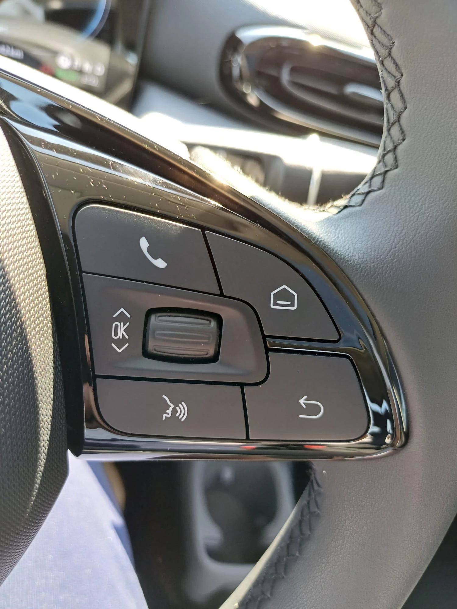 Leapmotor-T03-image-6