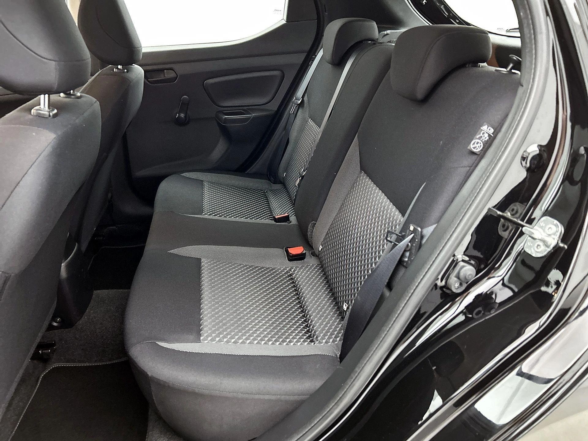 Nissan-Micra-image-25