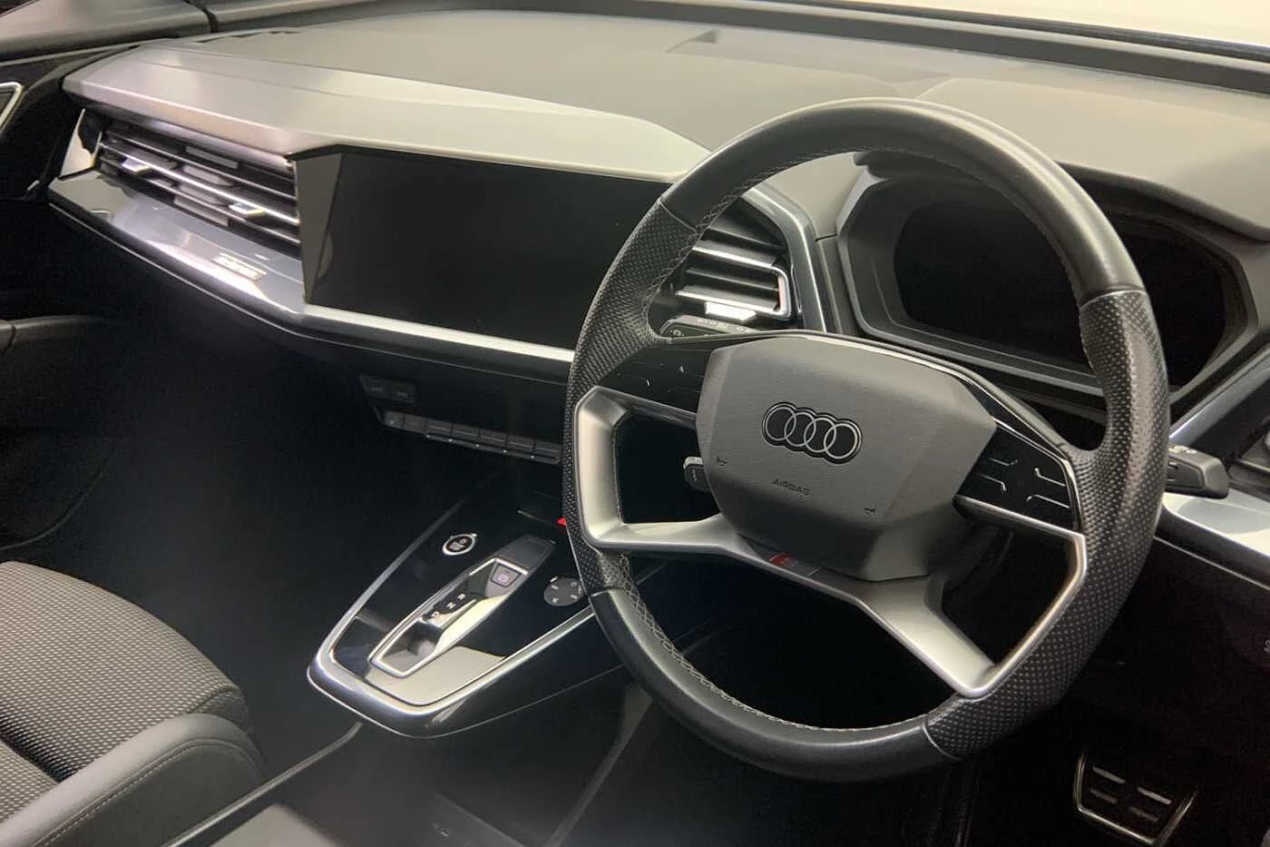 Audi-Q4 Sportback e-tron-image-5