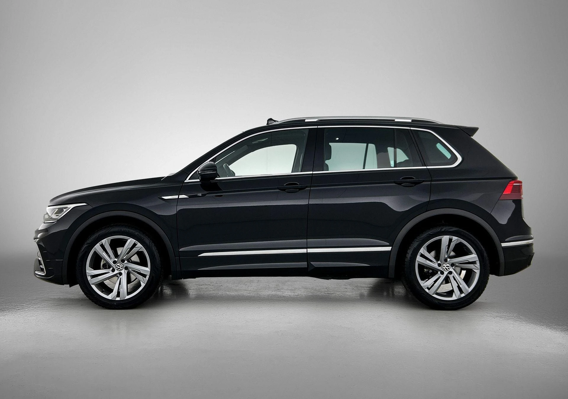 Volkswagen-Tiguan-image-1