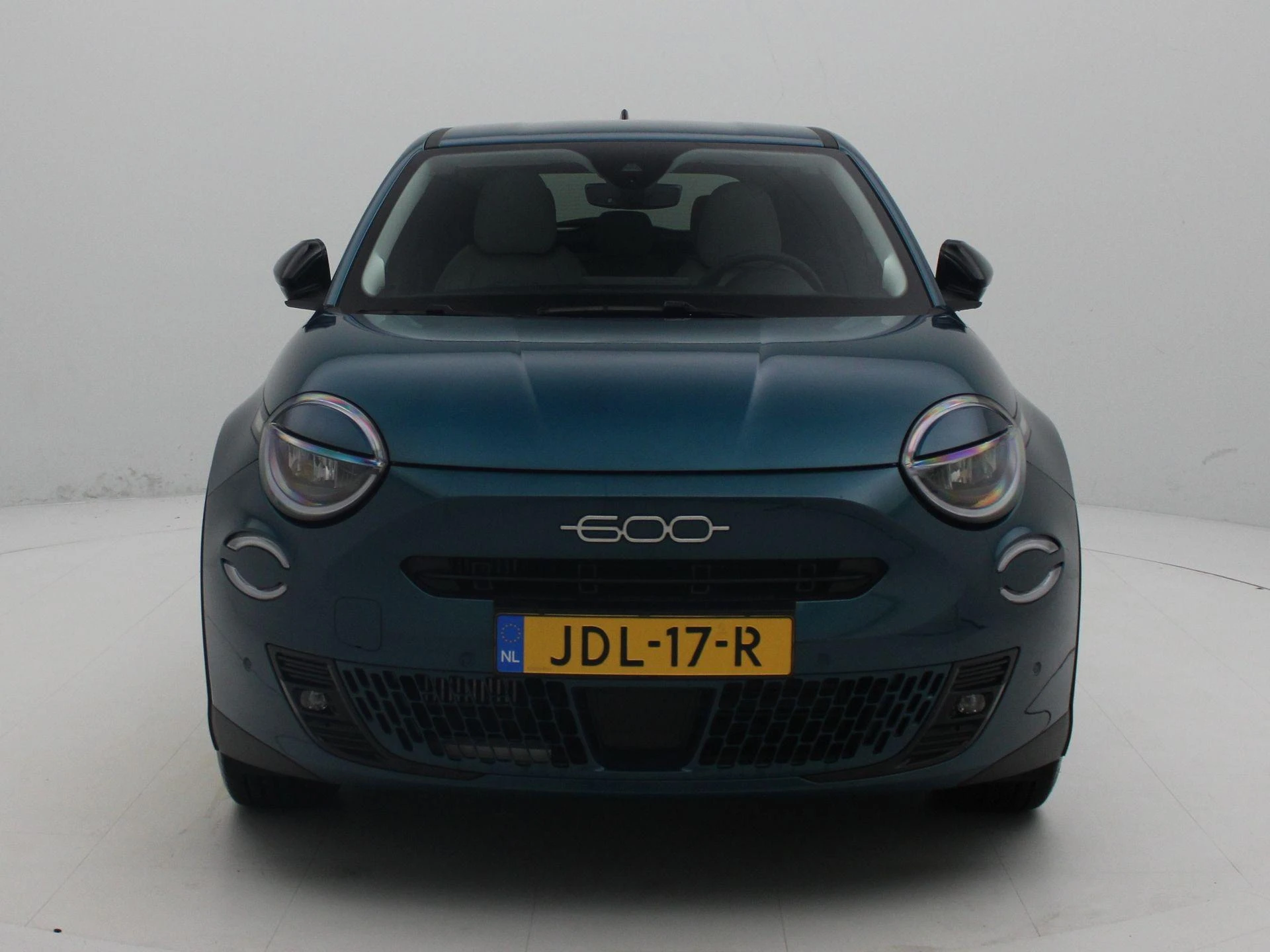 Fiat-600-image-2