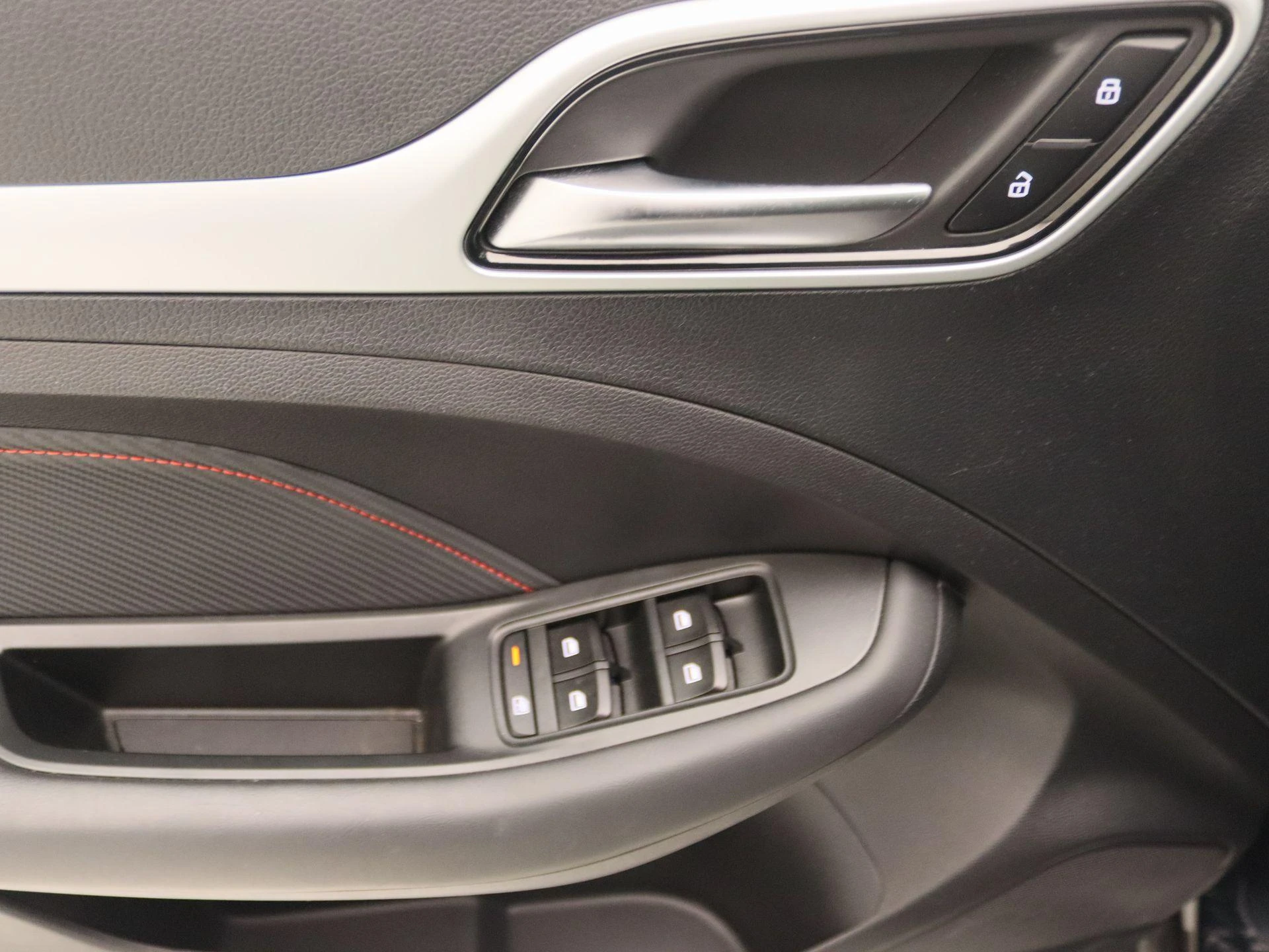 MG-ZS EV-image-20