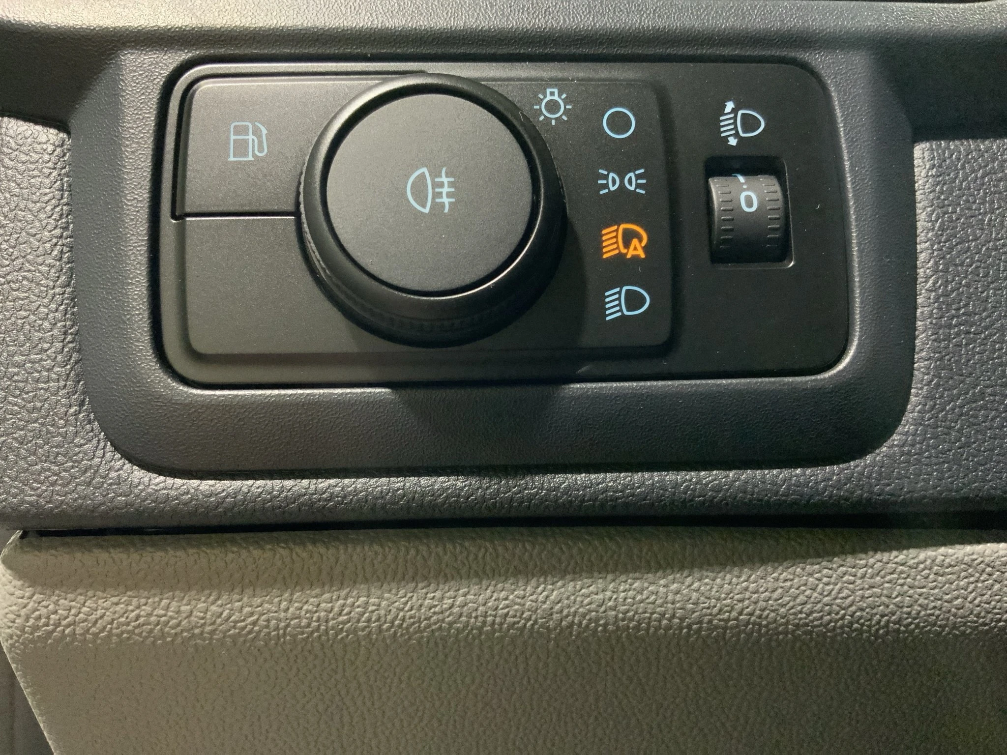 Ford Transit Custom Trend 2.5 Duratec PHEV 320 L1 CVT Kasten-LKW *HEZ Aktionsangebot*