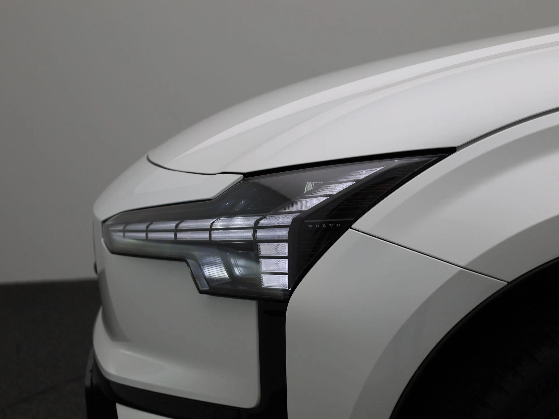 Volvo-EX30-image-14