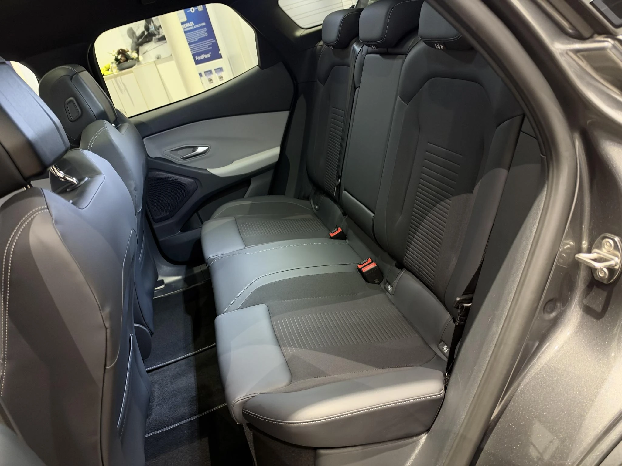 Ford-Explorer-image-12