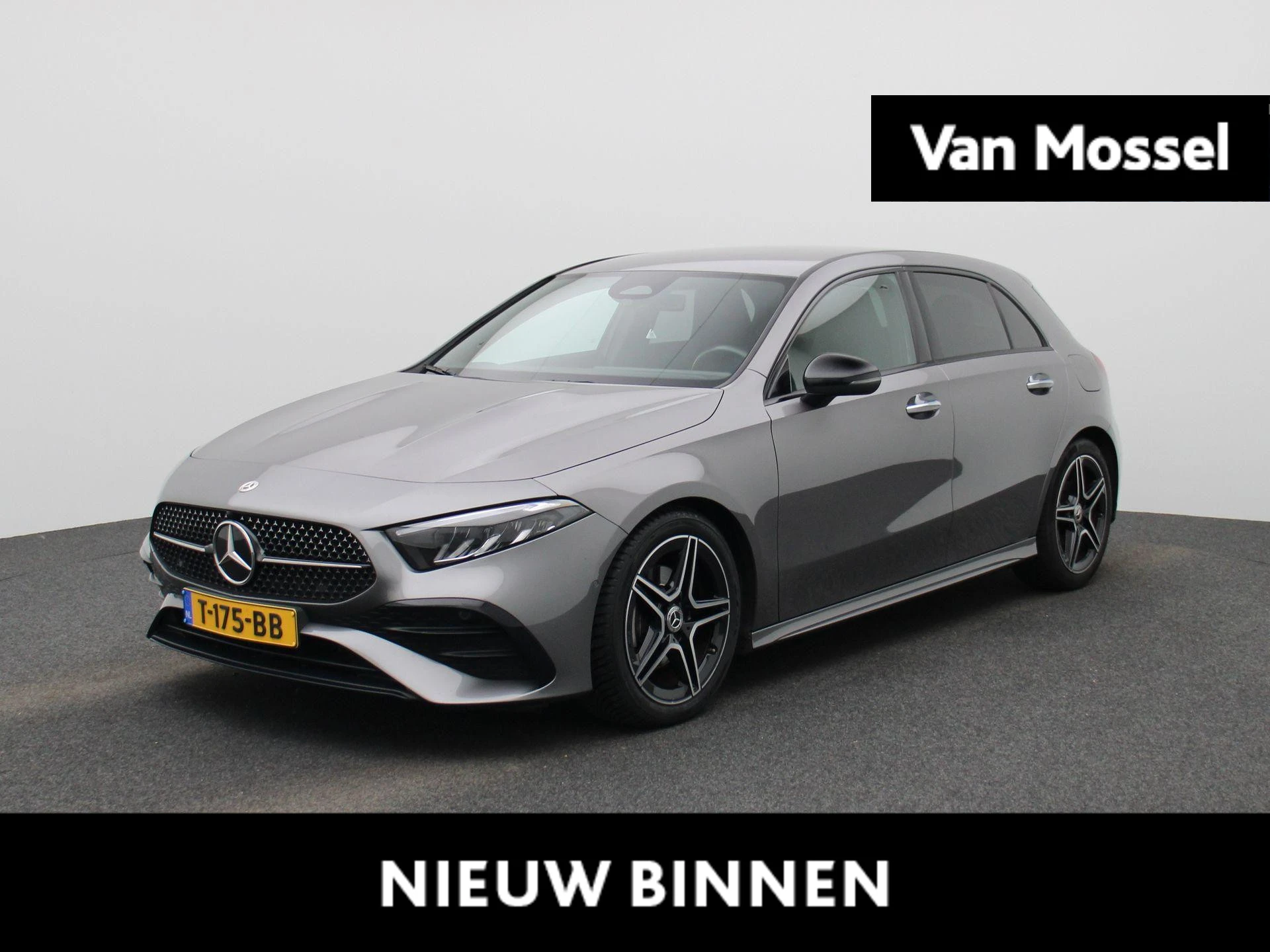 Mercedes-Benz-A-Klasse-image-0