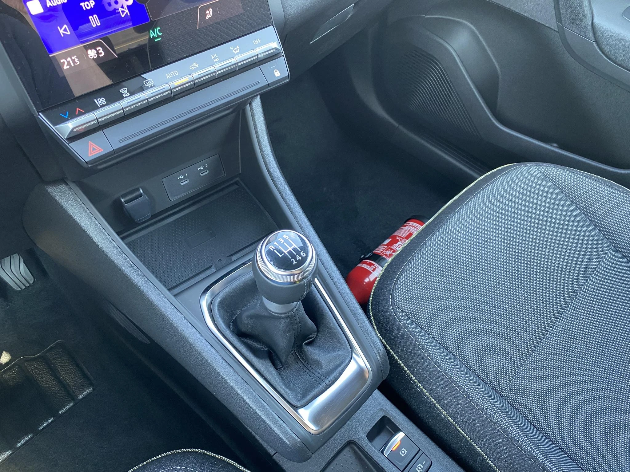 Renault-Captur-image-9