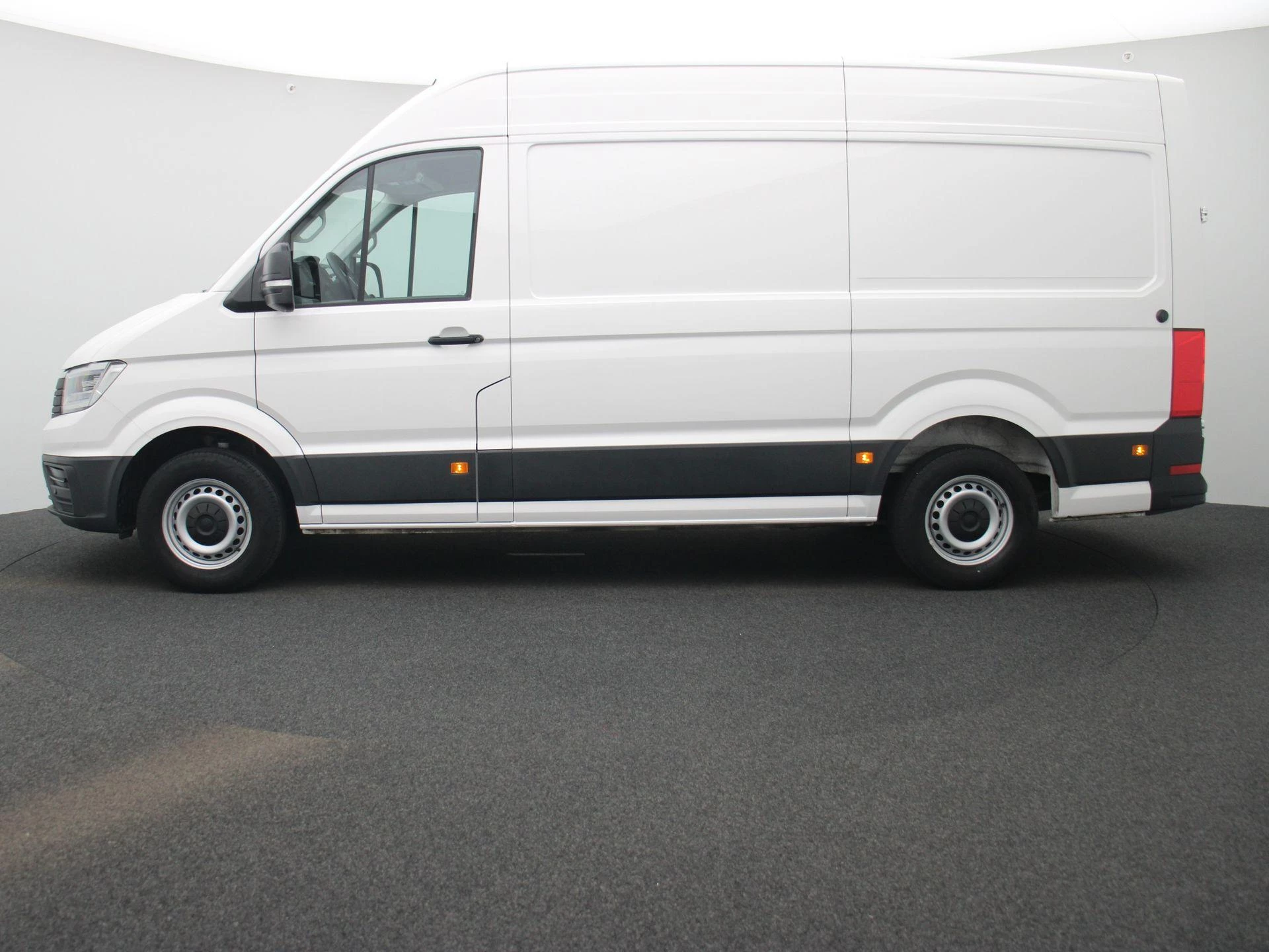 Volkswagen Crafter 2.0 TDI L3H3 140PK