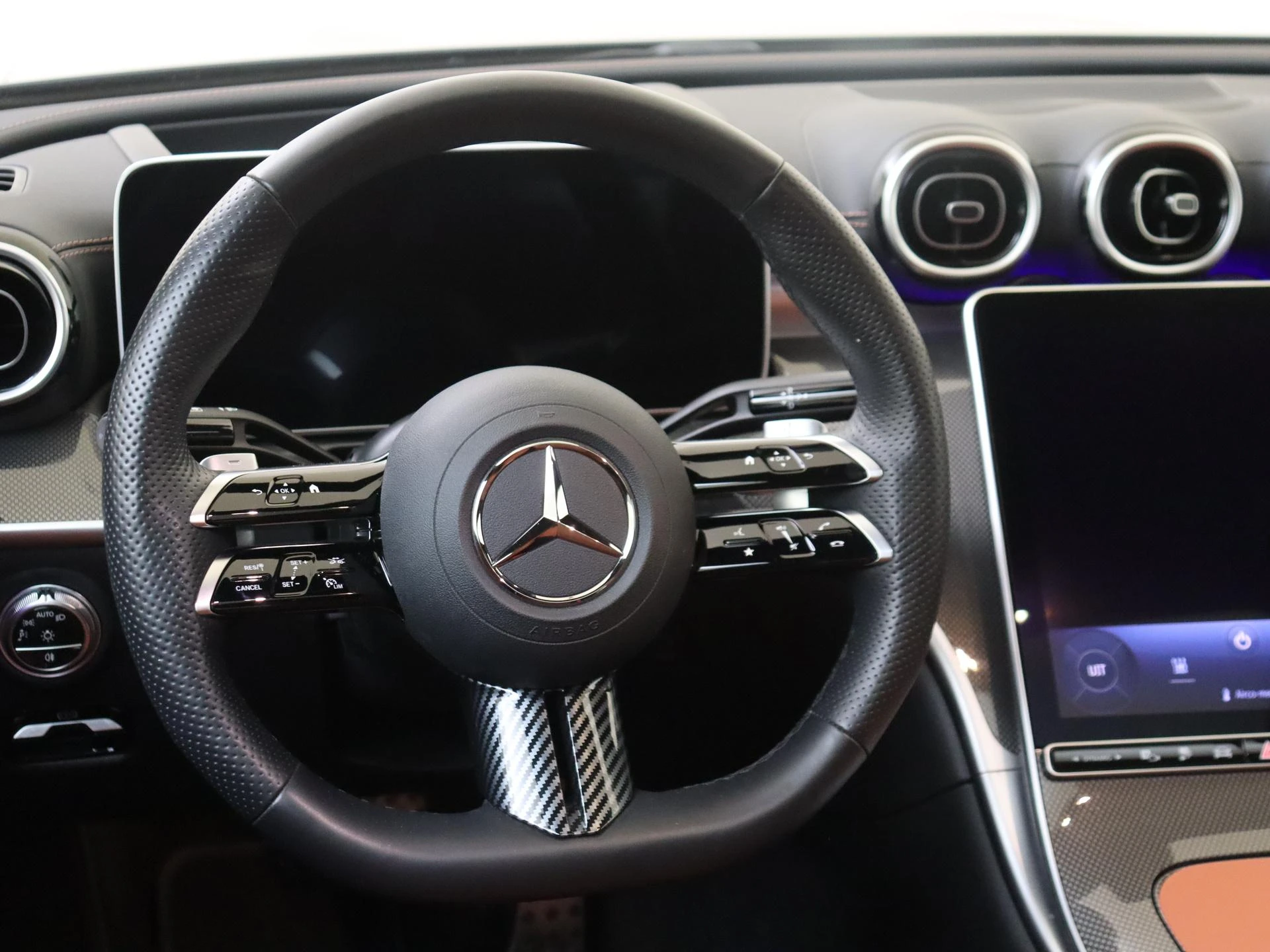 Mercedes-Benz C-Klasse 400 e 4MATIC AMG Line