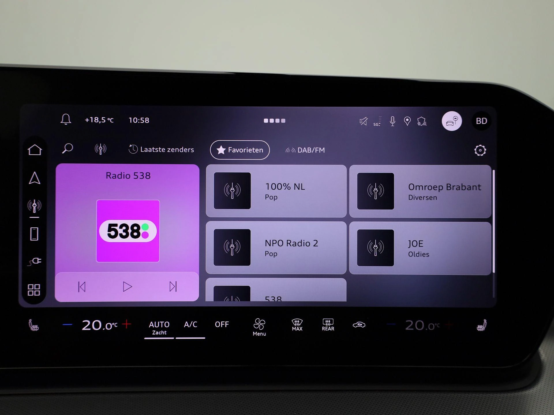 Audi-Q3-image-22