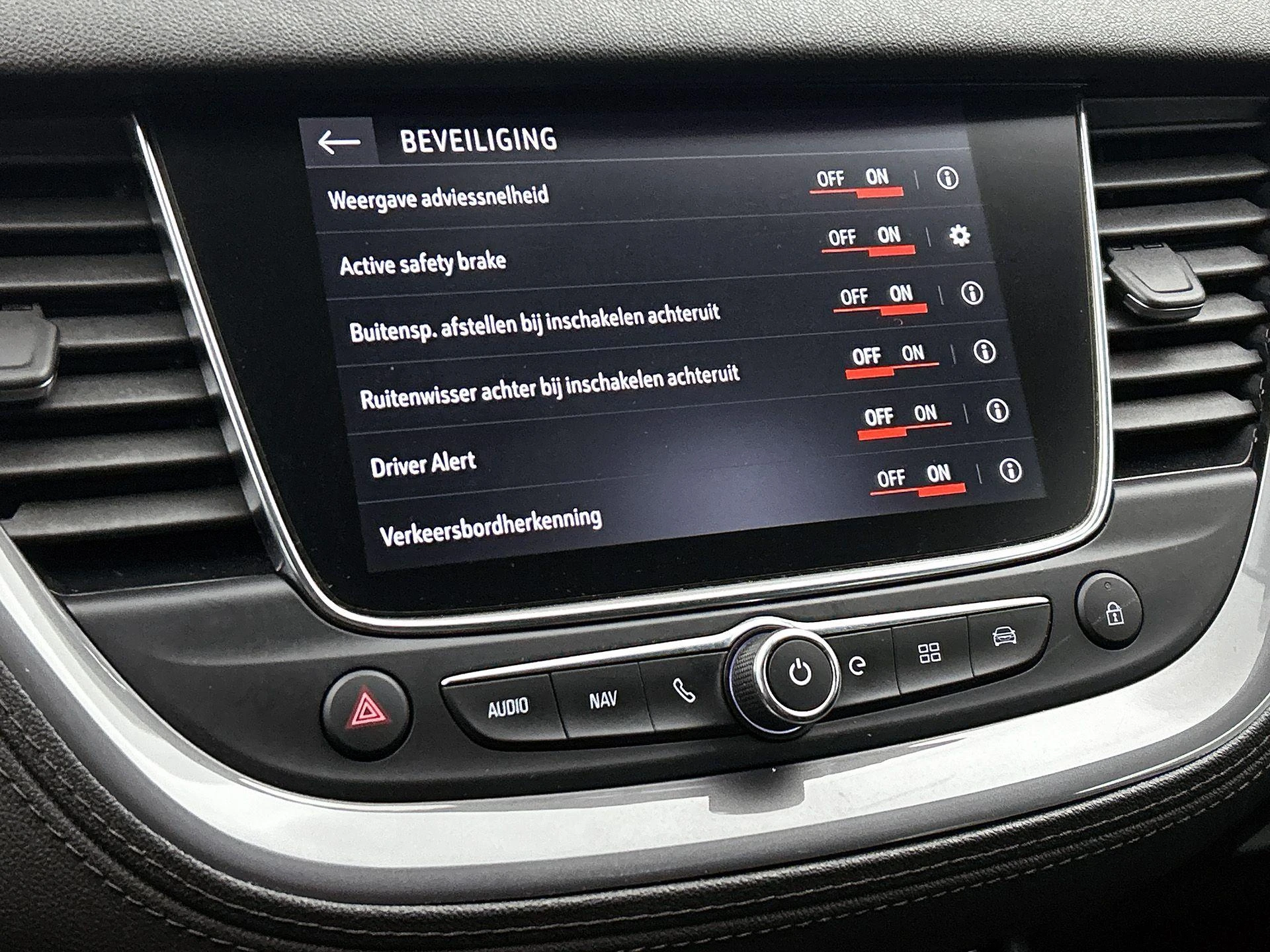 Opel-Grandland X-image-15
