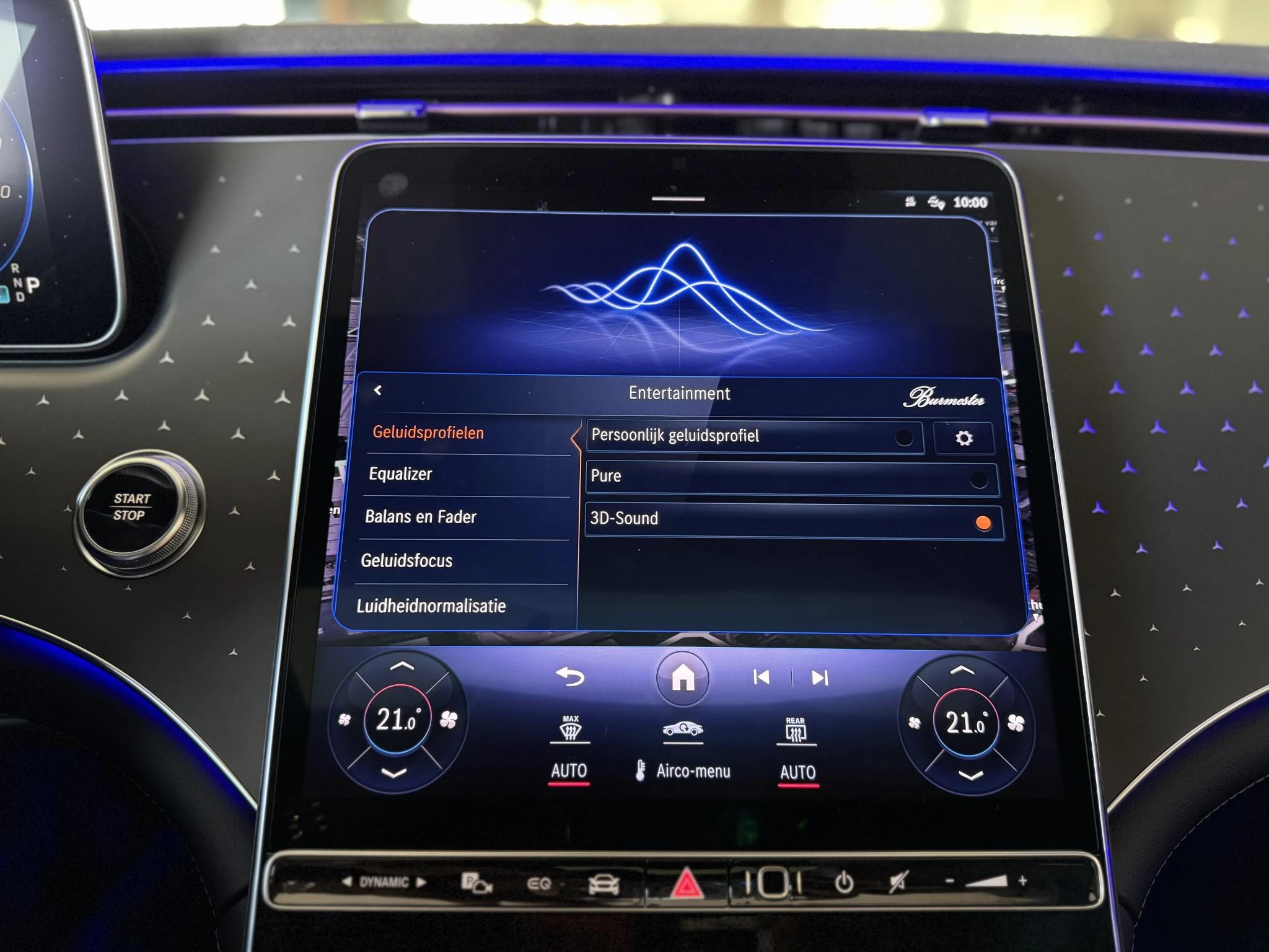 Mercedes-Benz-EQS-image-33