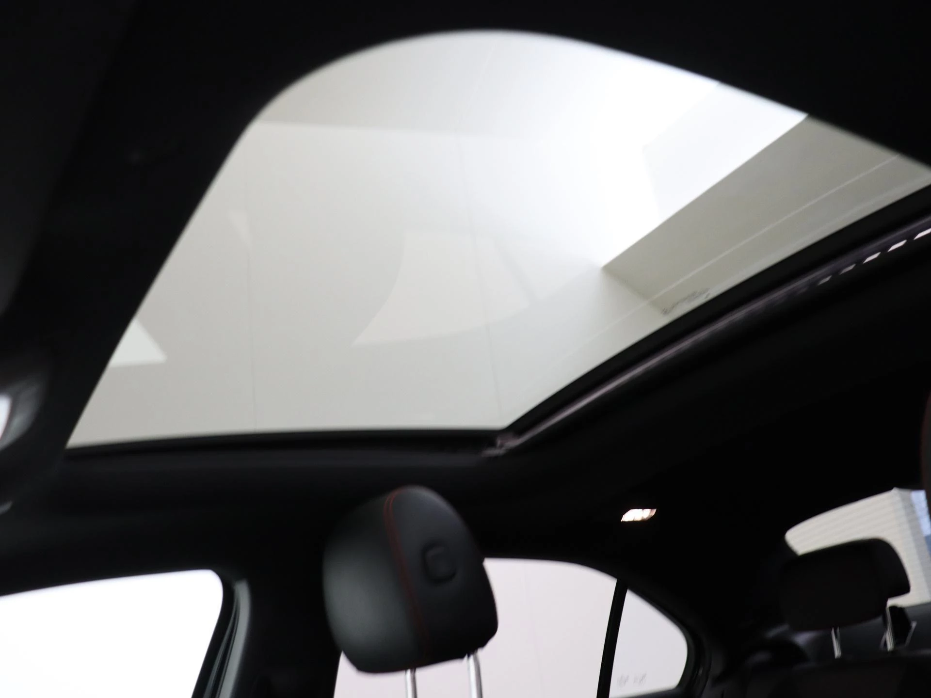 Mercedes-Benz-A-Klasse-image-27