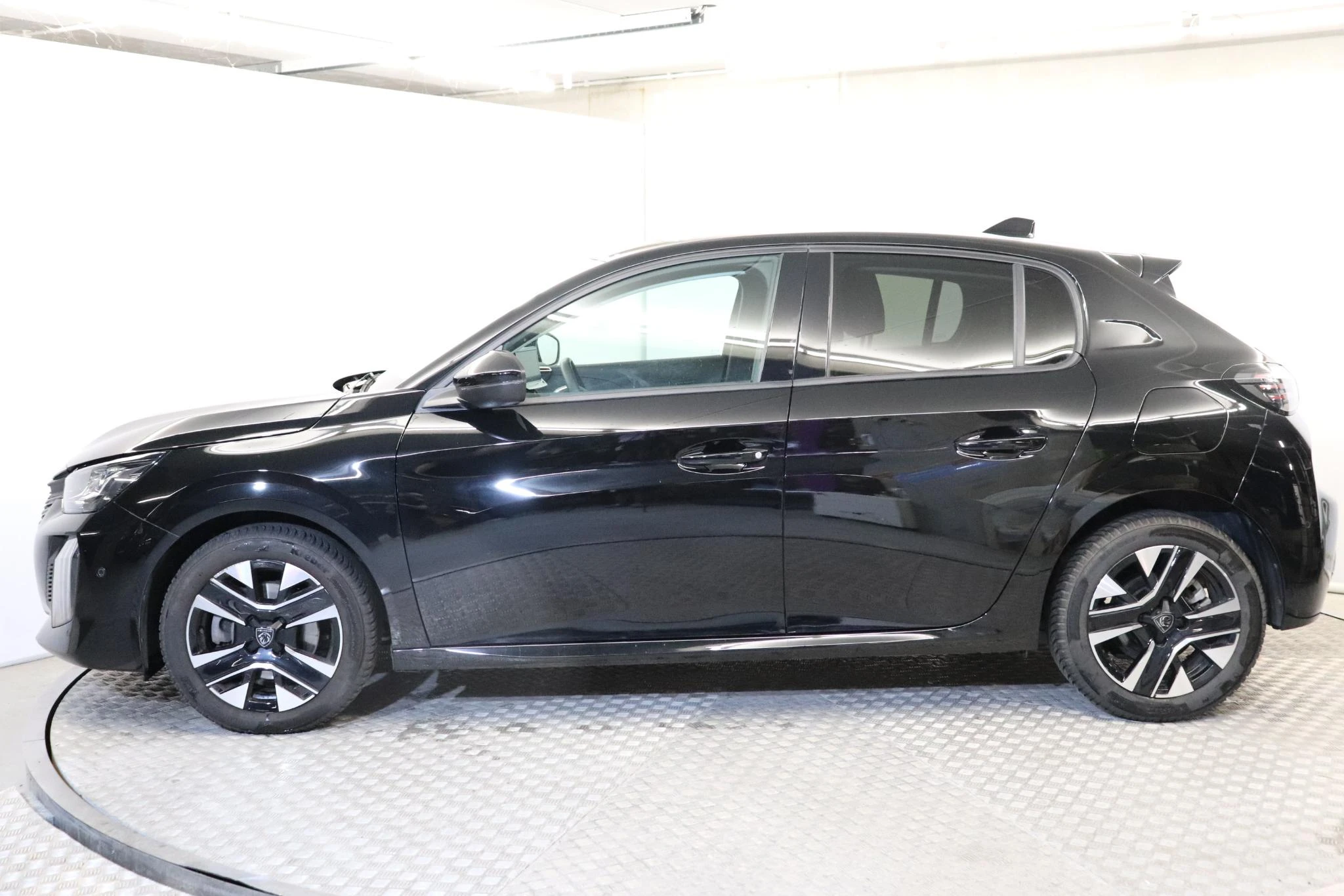 Peugeot 208 1.2 HYBRID 136 e-DSC6 Allure
