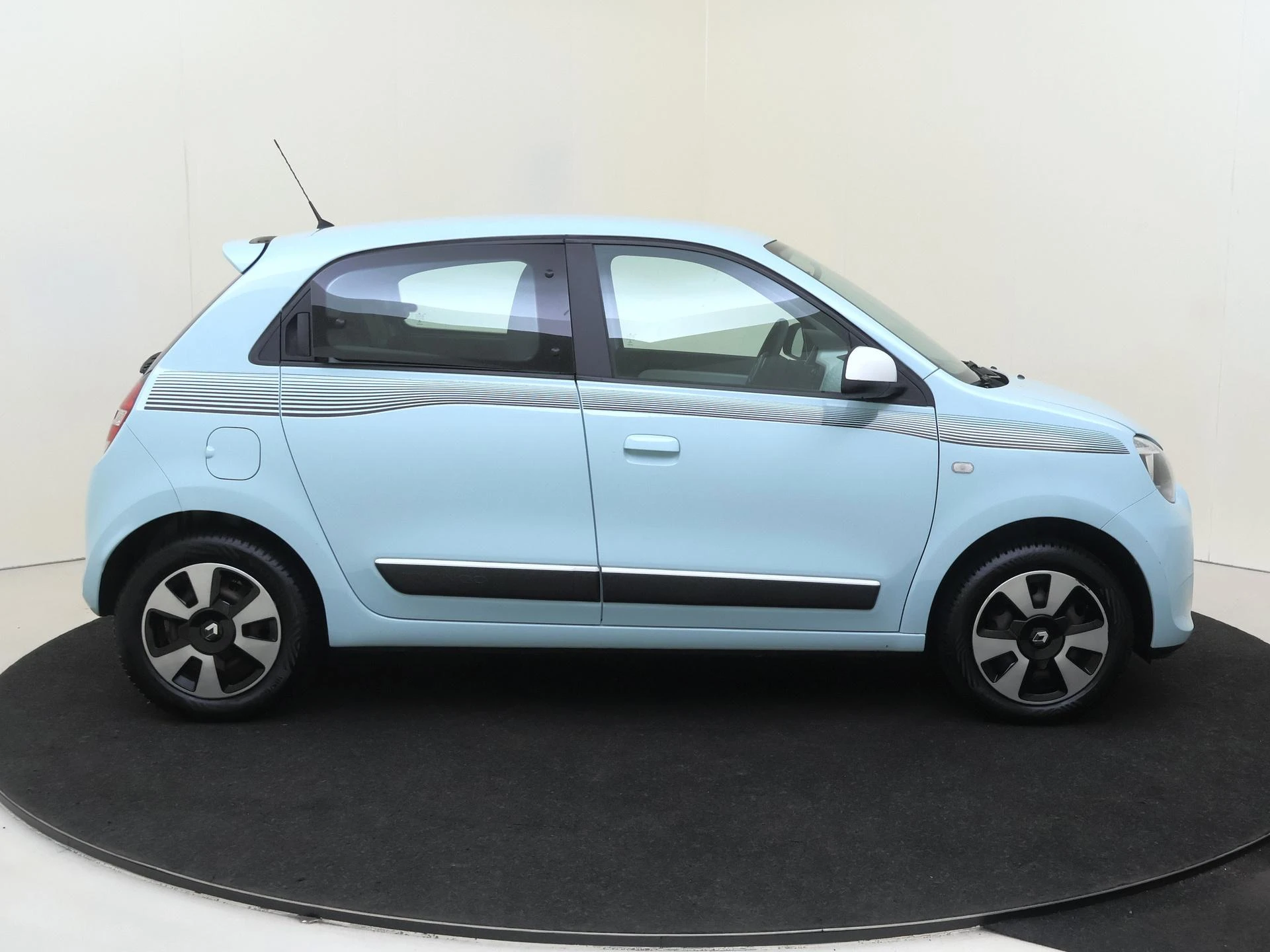 Renault-Twingo-image-7