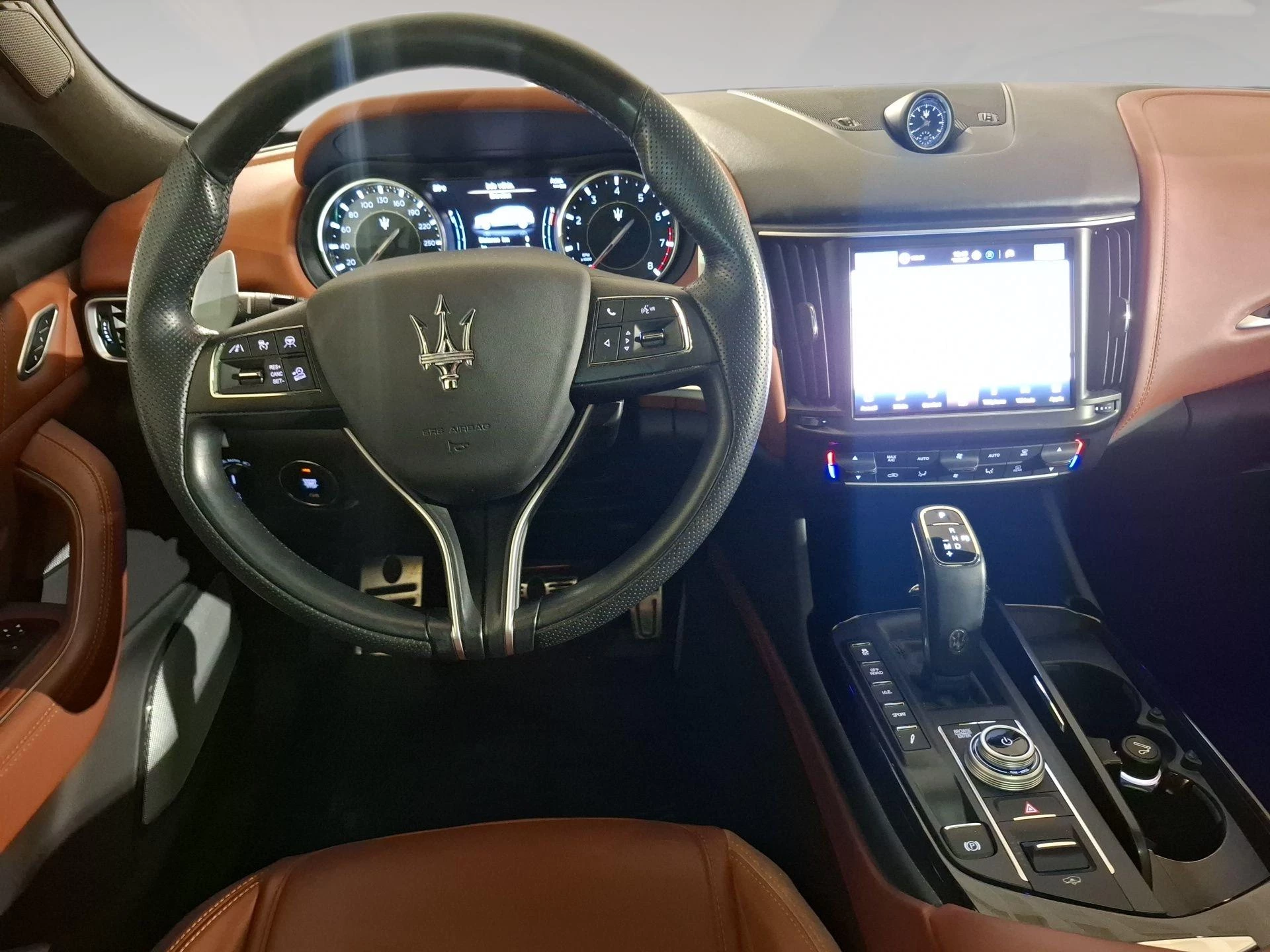 Maserati-Levante-image-5