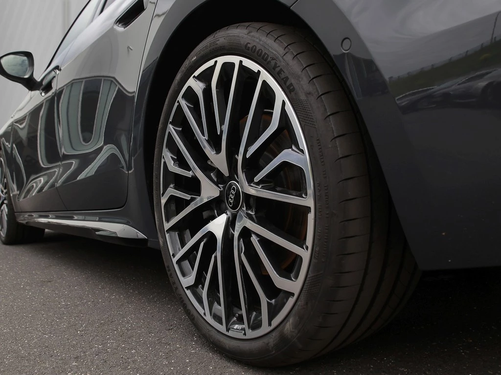Audi A5 Avant 2.0 TDI quattro S line edition one ACC