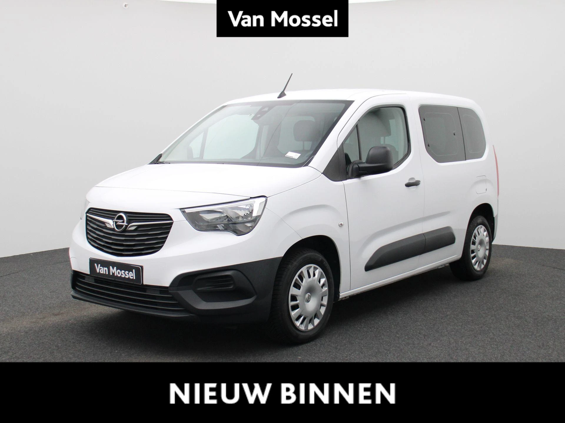 Opel-Combo Life-image-0