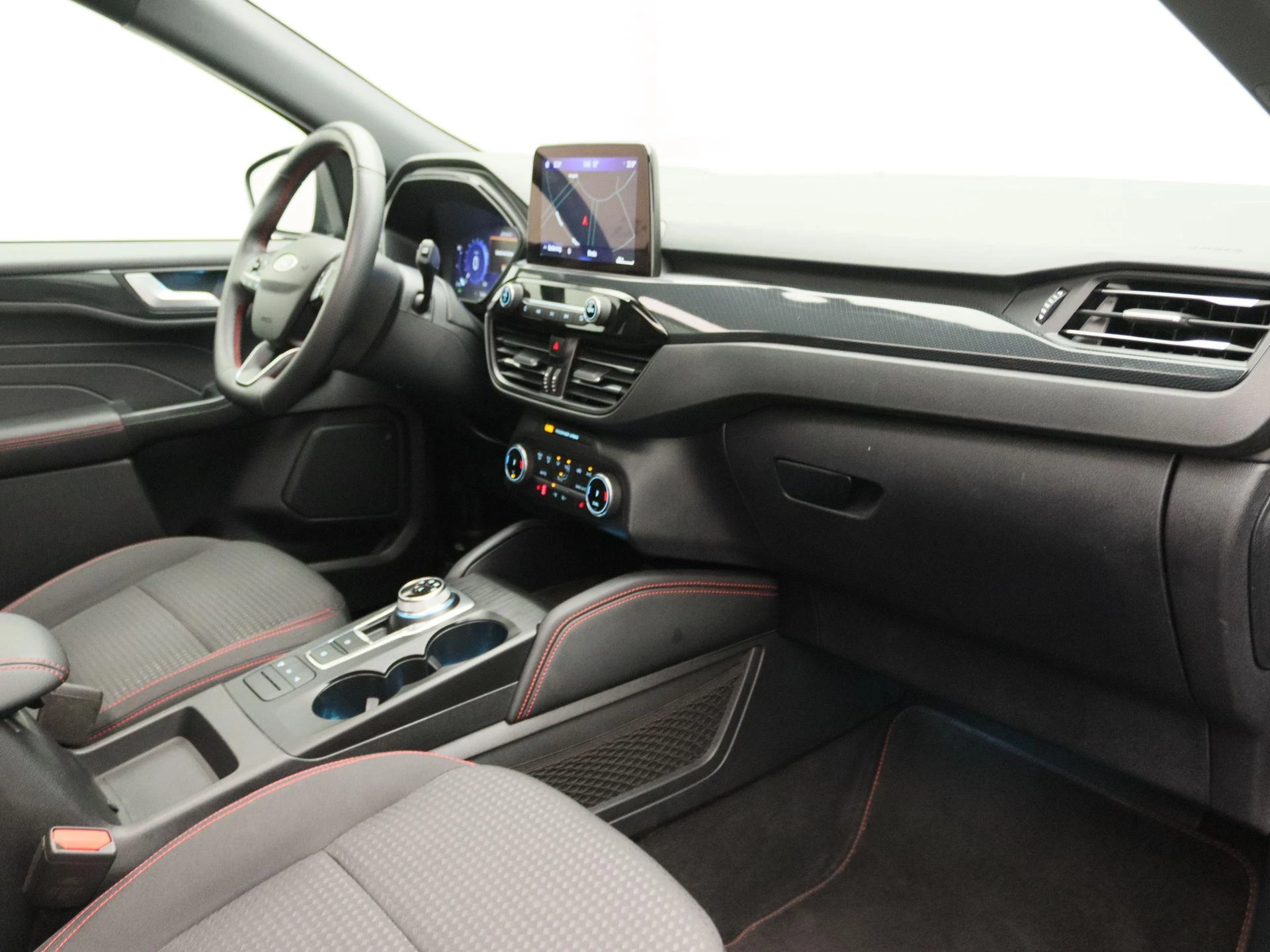 Ford-Kuga-image-24