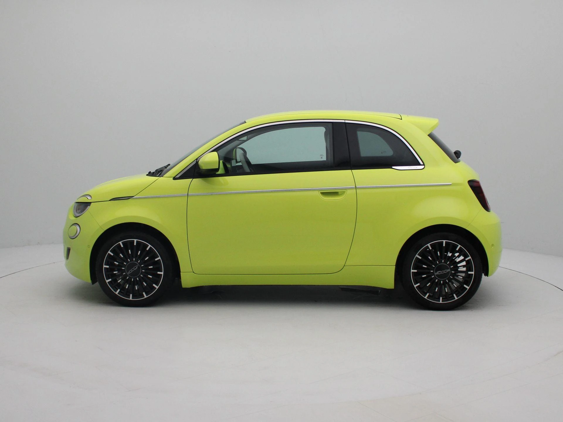 Fiat-500-image-3