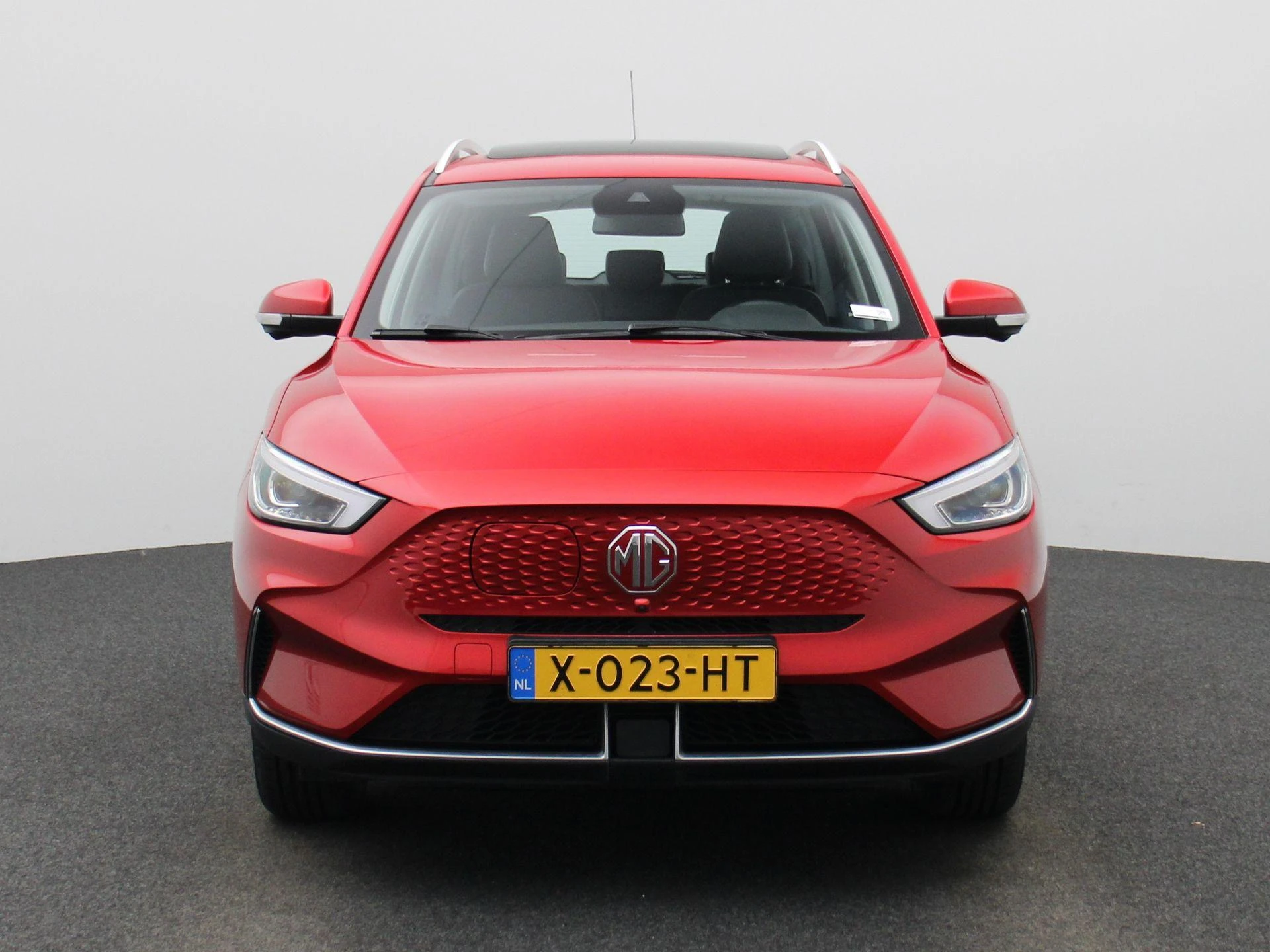MG-ZS EV-image-2