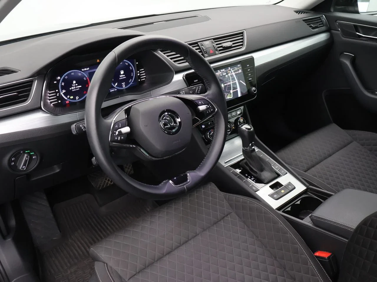 Škoda-Superb-image-19