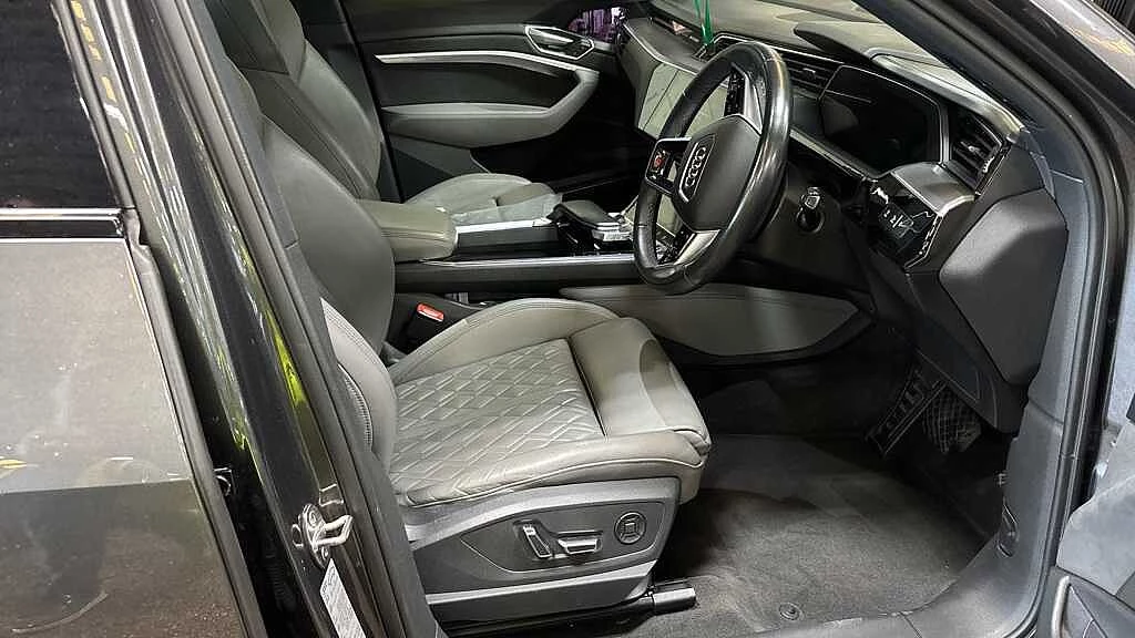 Audi-e-tron-image-10