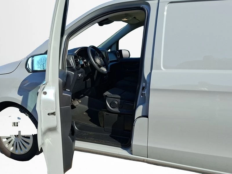 Mercedes-Benz Vito 116 NEUES MODELL EXTRALANG AHK 2,5t NAVI