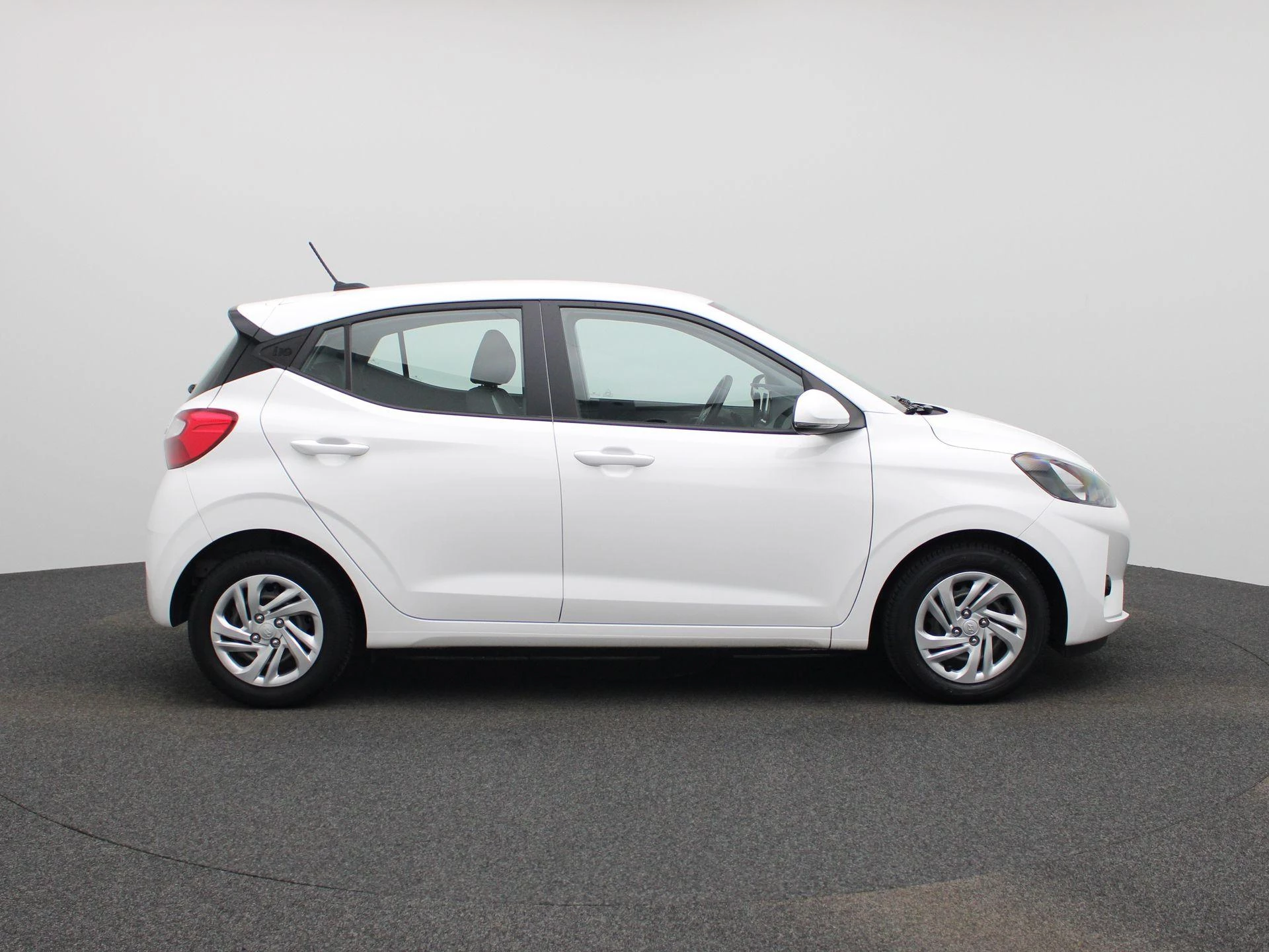 Hyundai-i10-image-5
