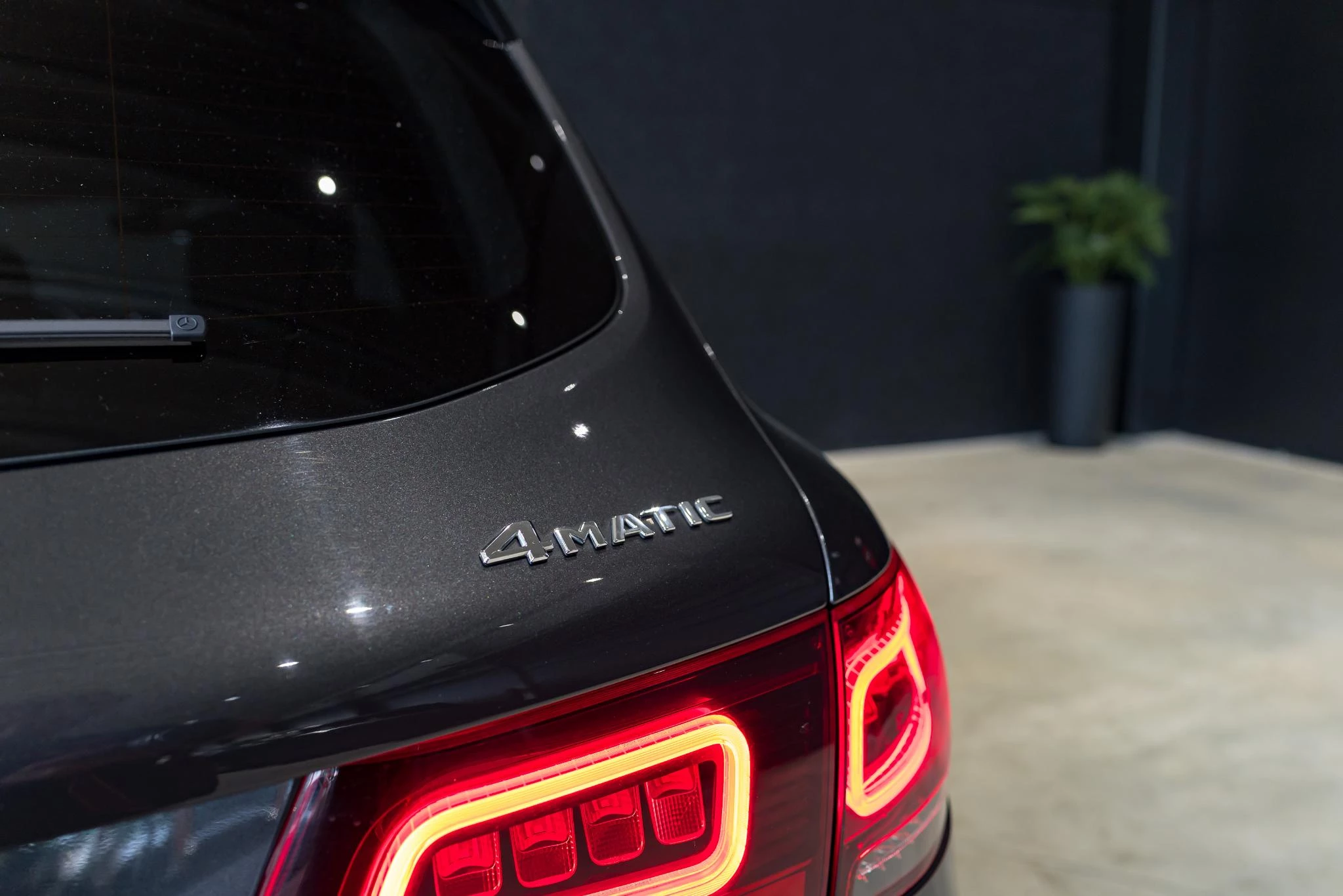 Mercedes-Benz GLC 300d 4MATIC AMG LINE+NIGHTPACK+ILS +NAVI