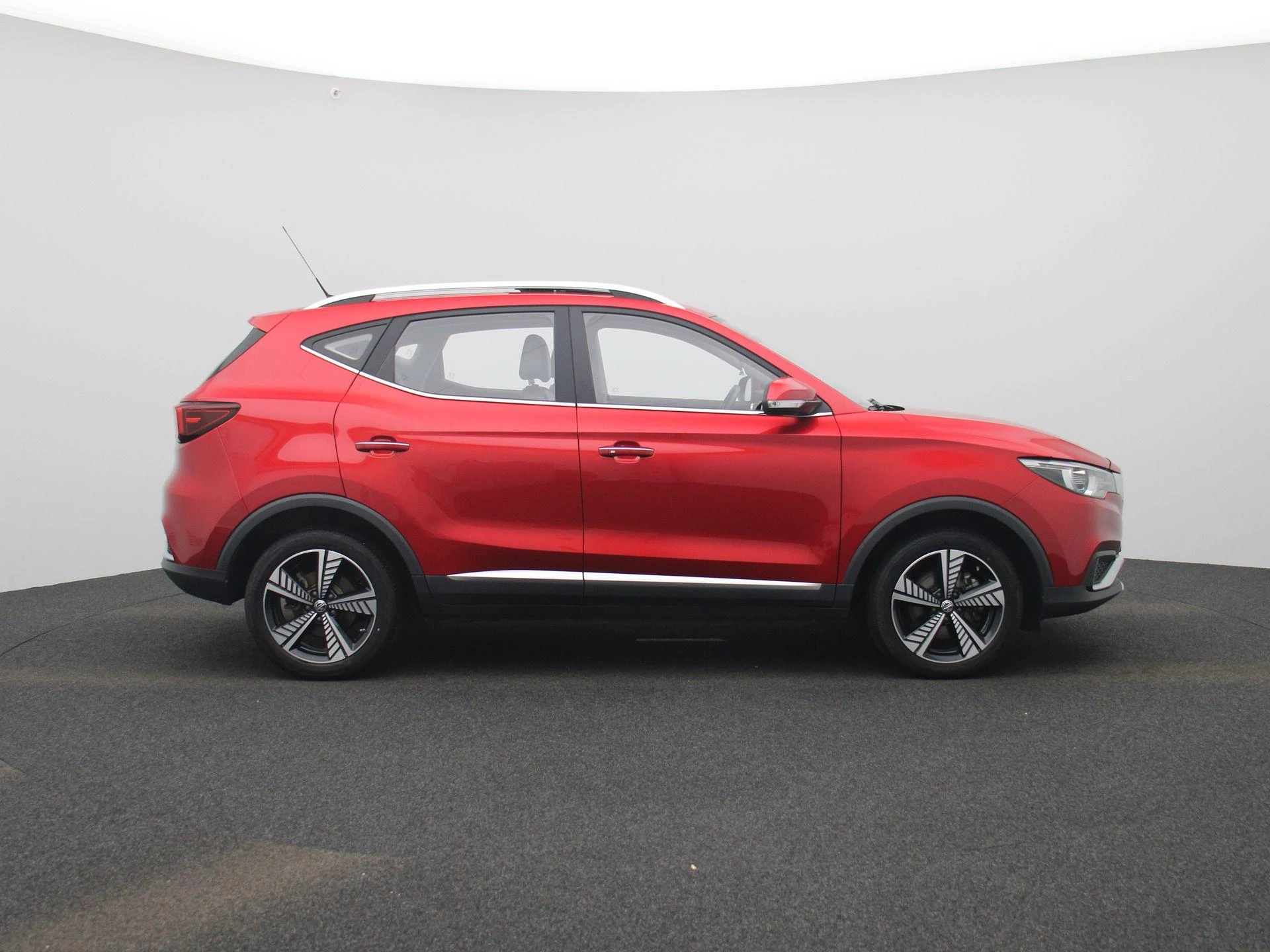 MG ZS EV Luxury 45 kWh