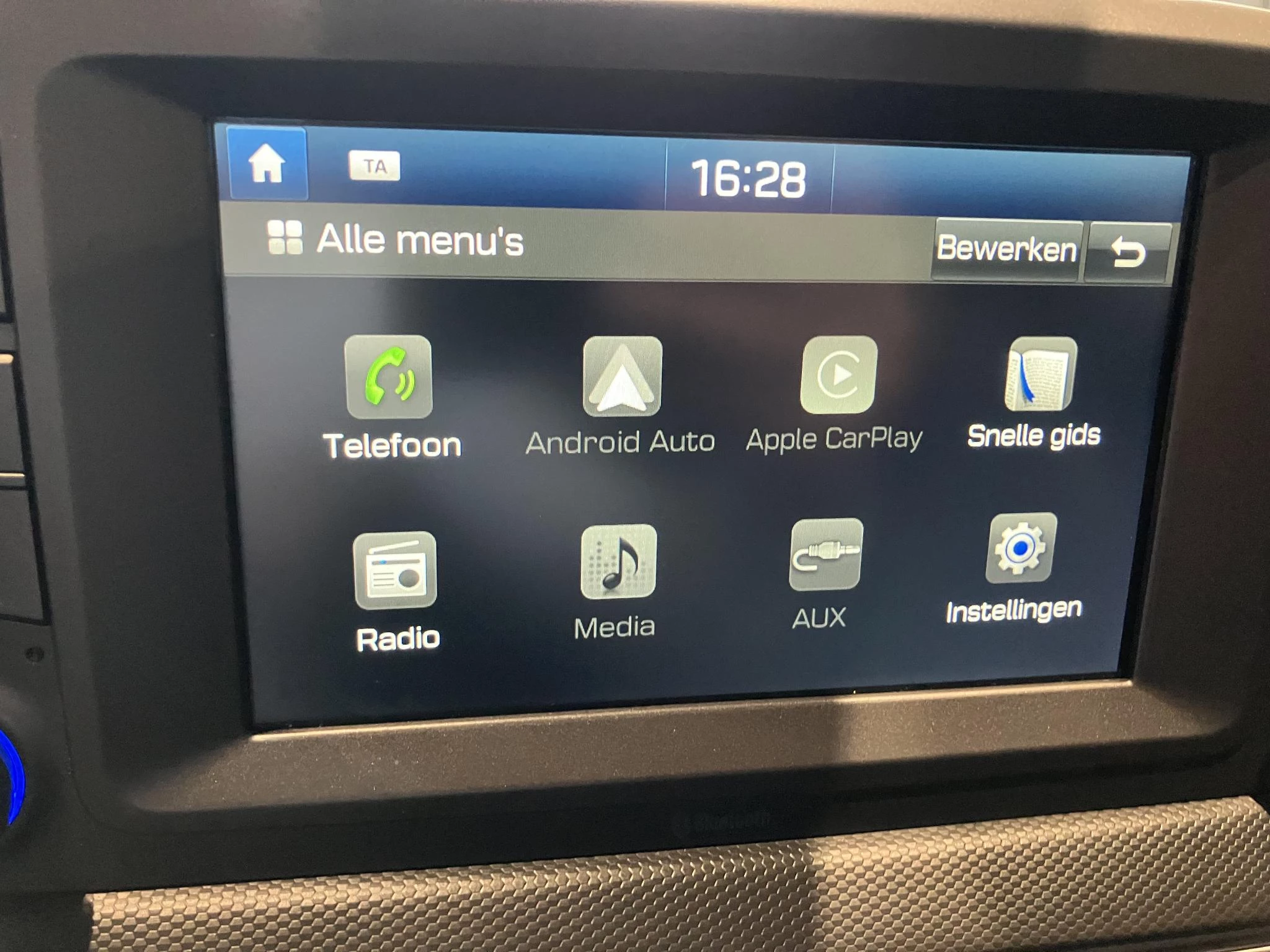 Hyundai-Kona-image-10