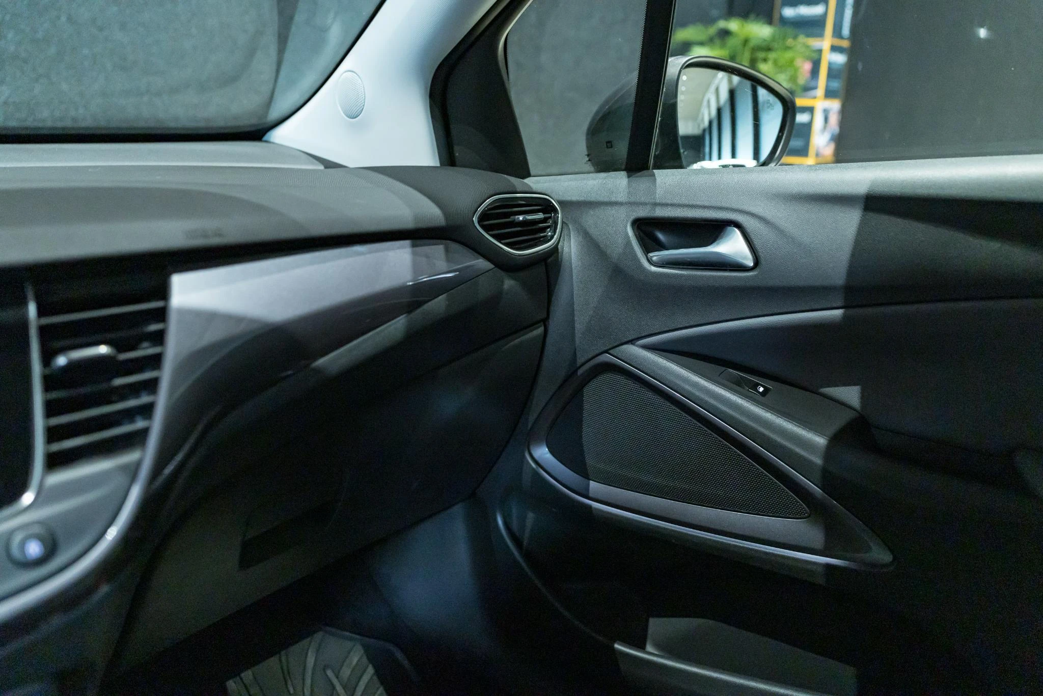 Opel-Crossland X-image-13