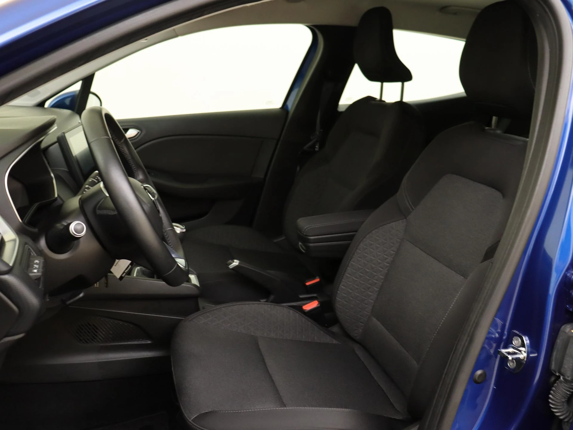 Renault-Clio-image-14