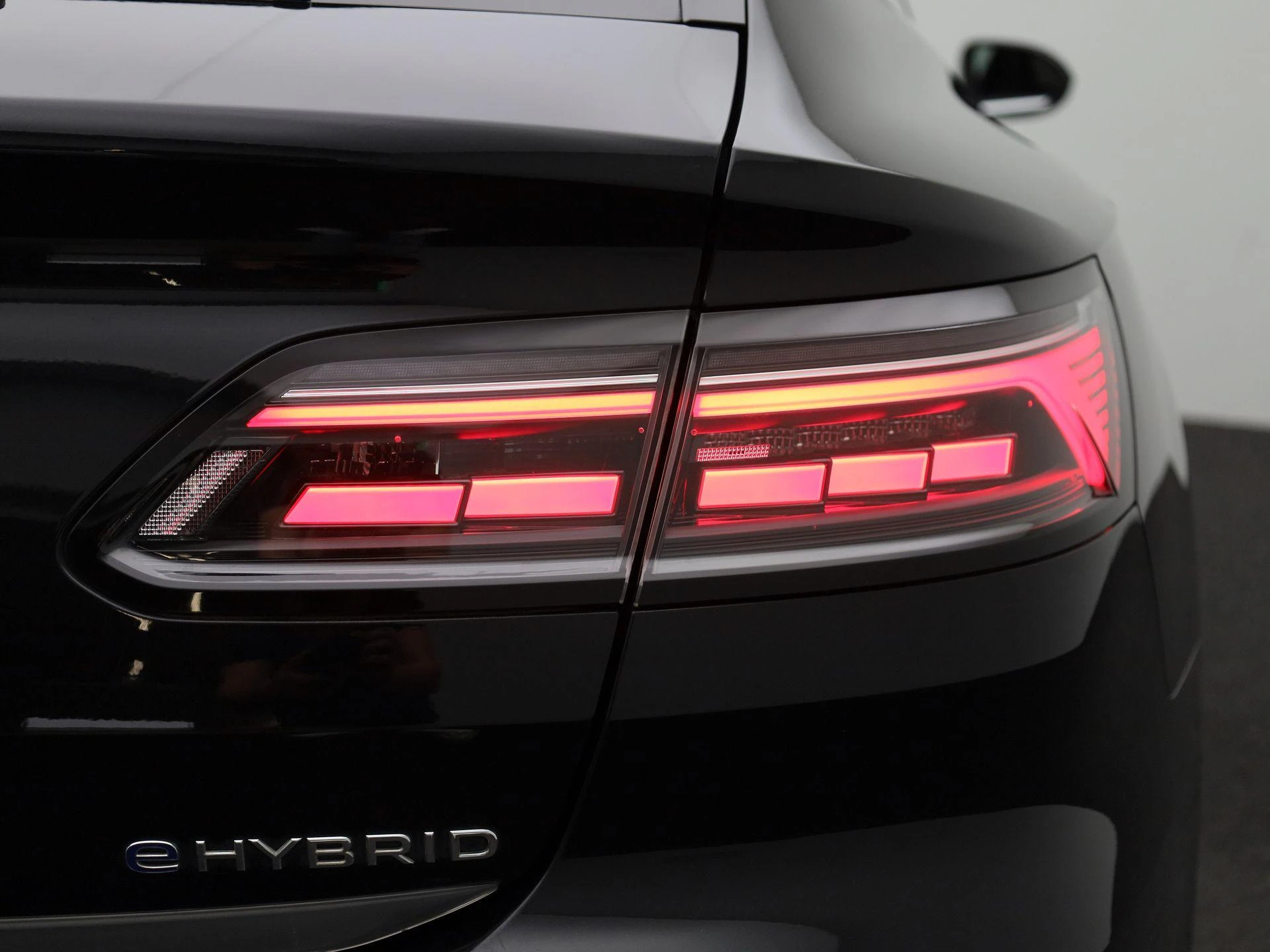 Volkswagen-Arteon-image-46