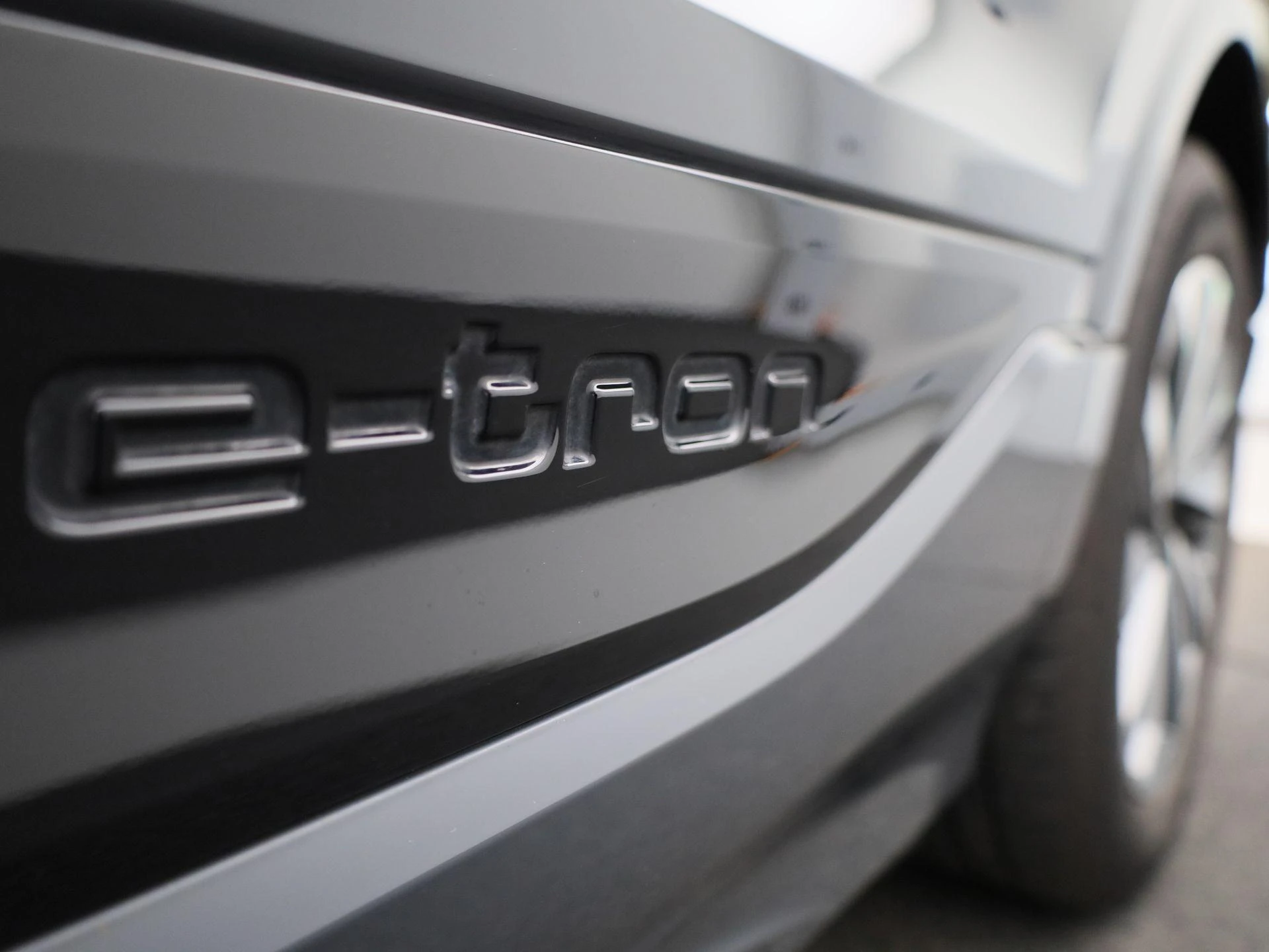 Audi-Q6 e-tron-image-15