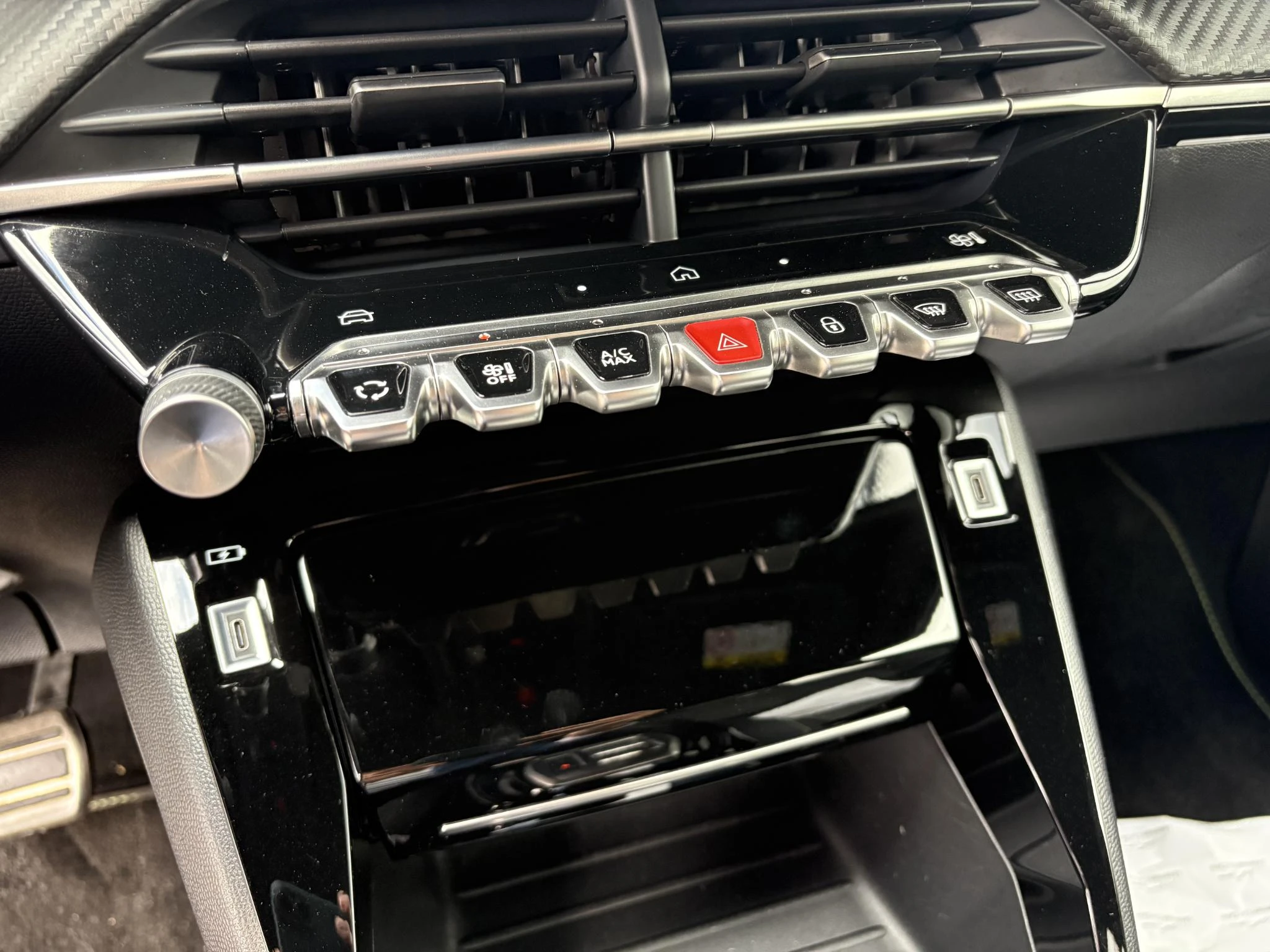Peugeot-2008-image-14