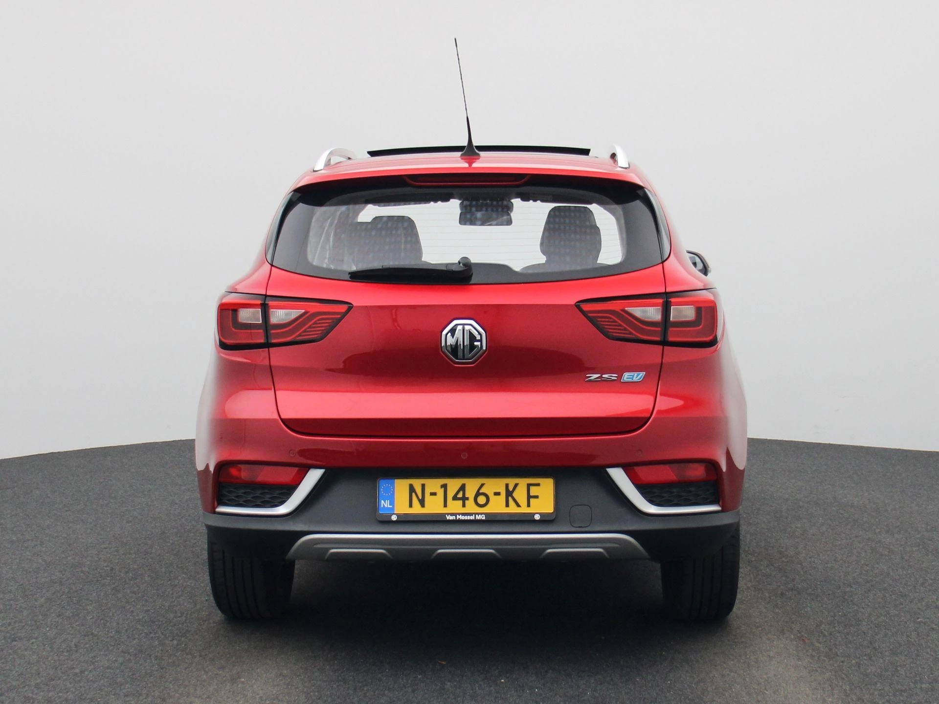 MG-ZS EV-image-5