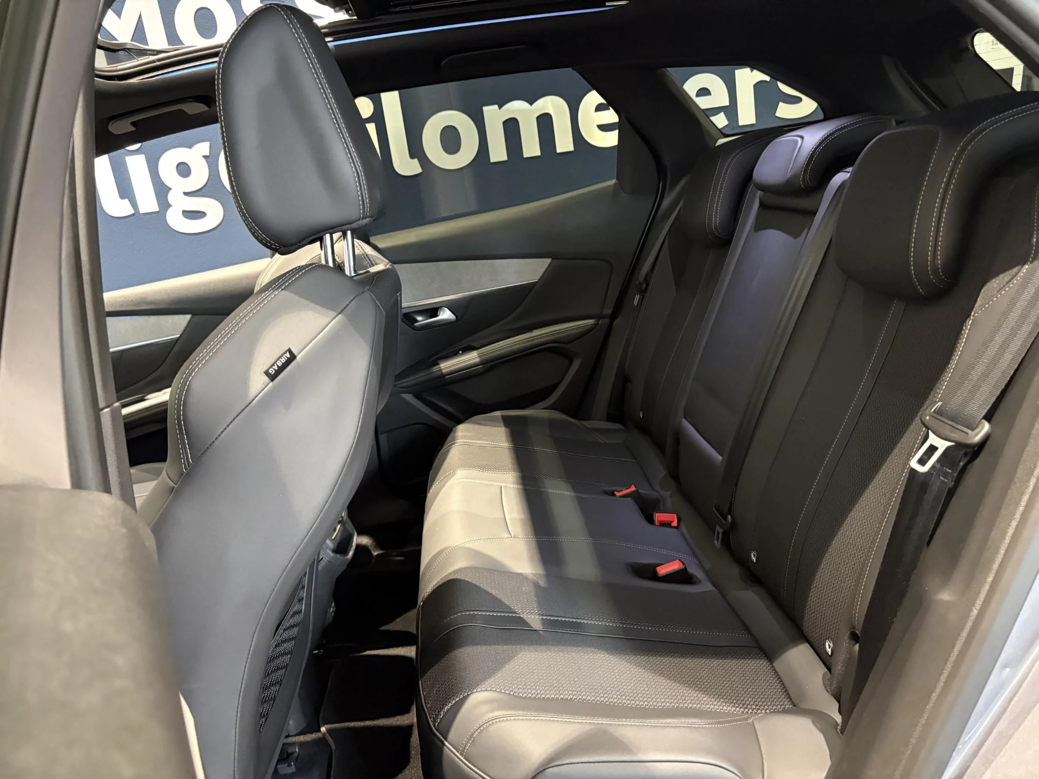 Peugeot 3008 1.6 HYbrid 225 GT
