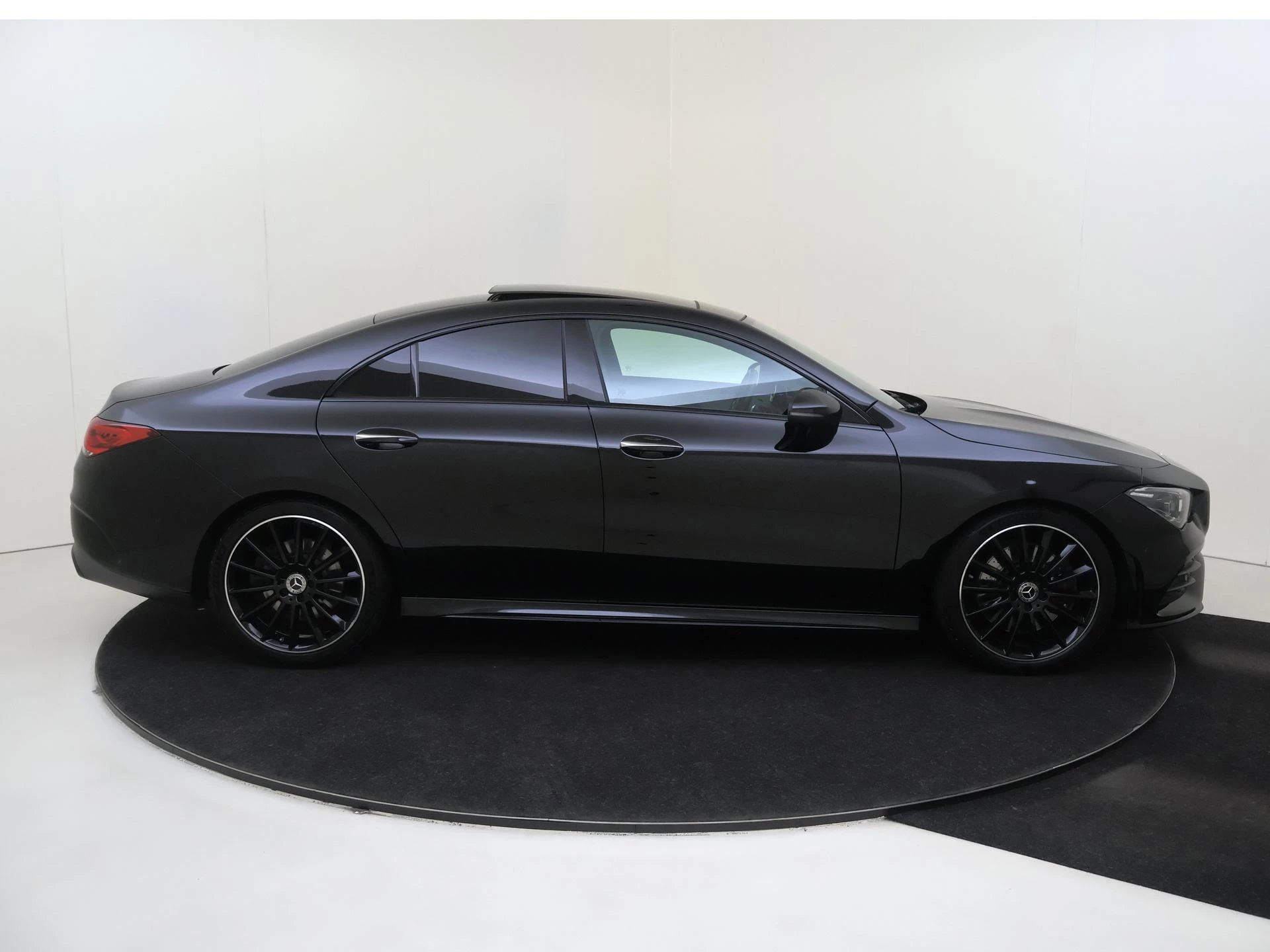 Mercedes-Benz CLA 250 Premium Plus