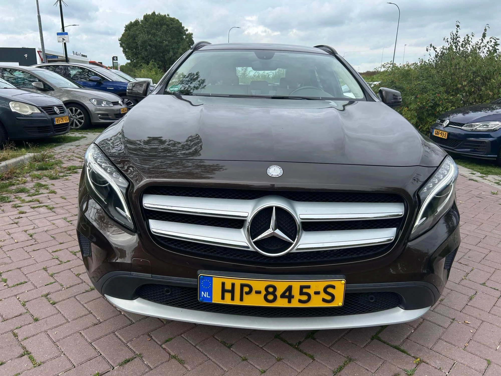 Mercedes-Benz-GLA-image-4