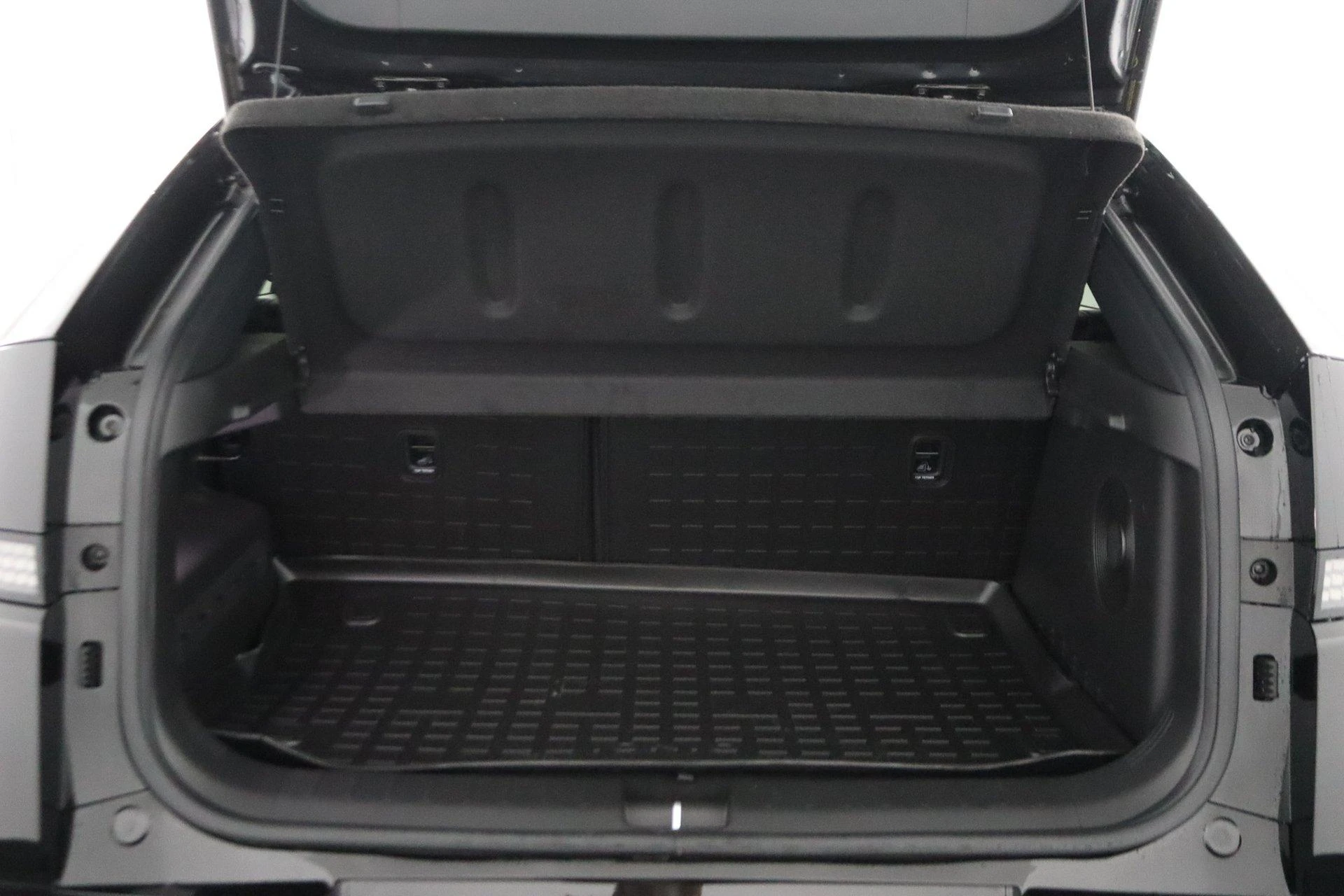 Hyundai-IONIQ 3-image-19