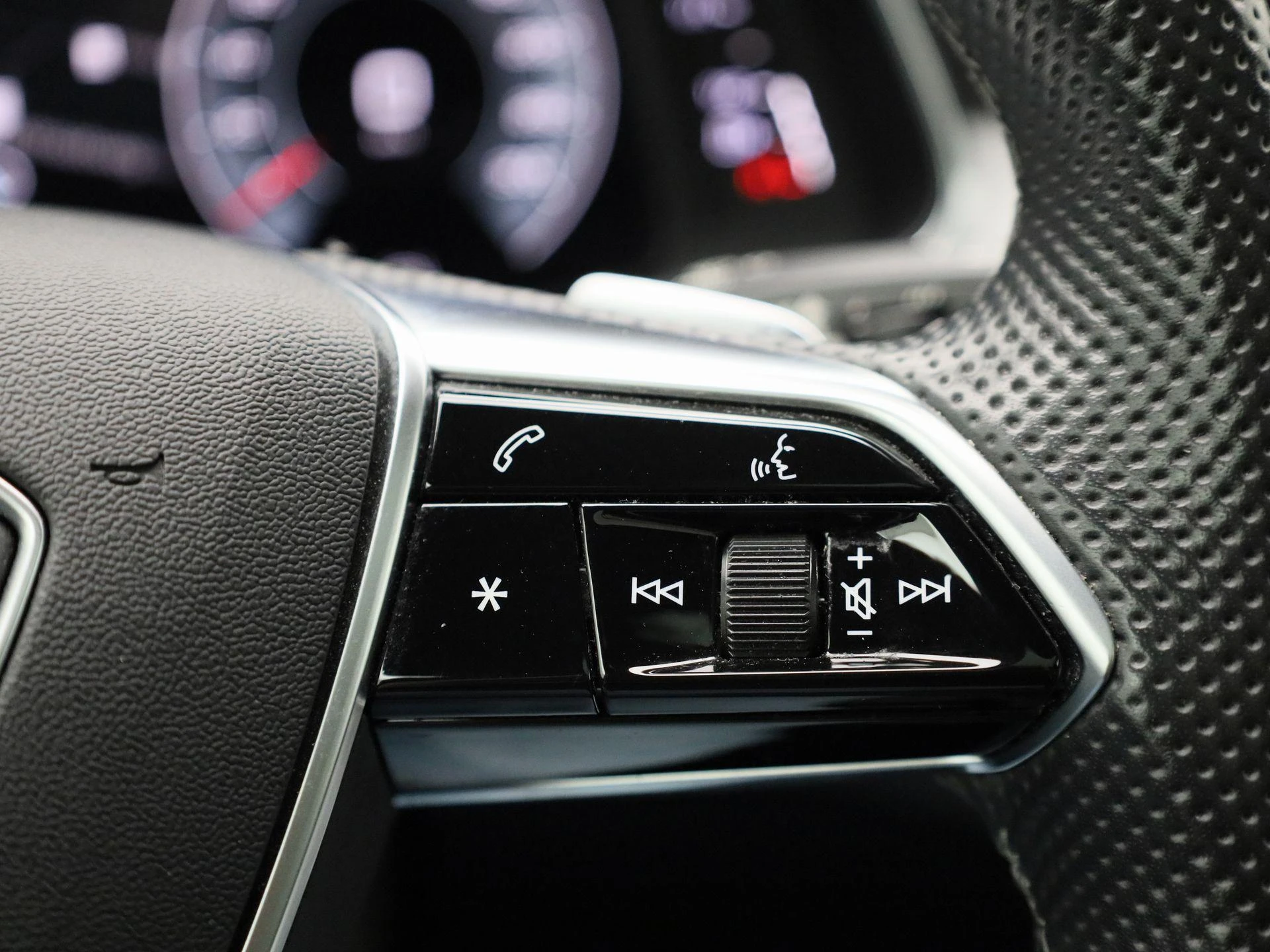 Audi A6 Avant 40 TFSI Advanced edition