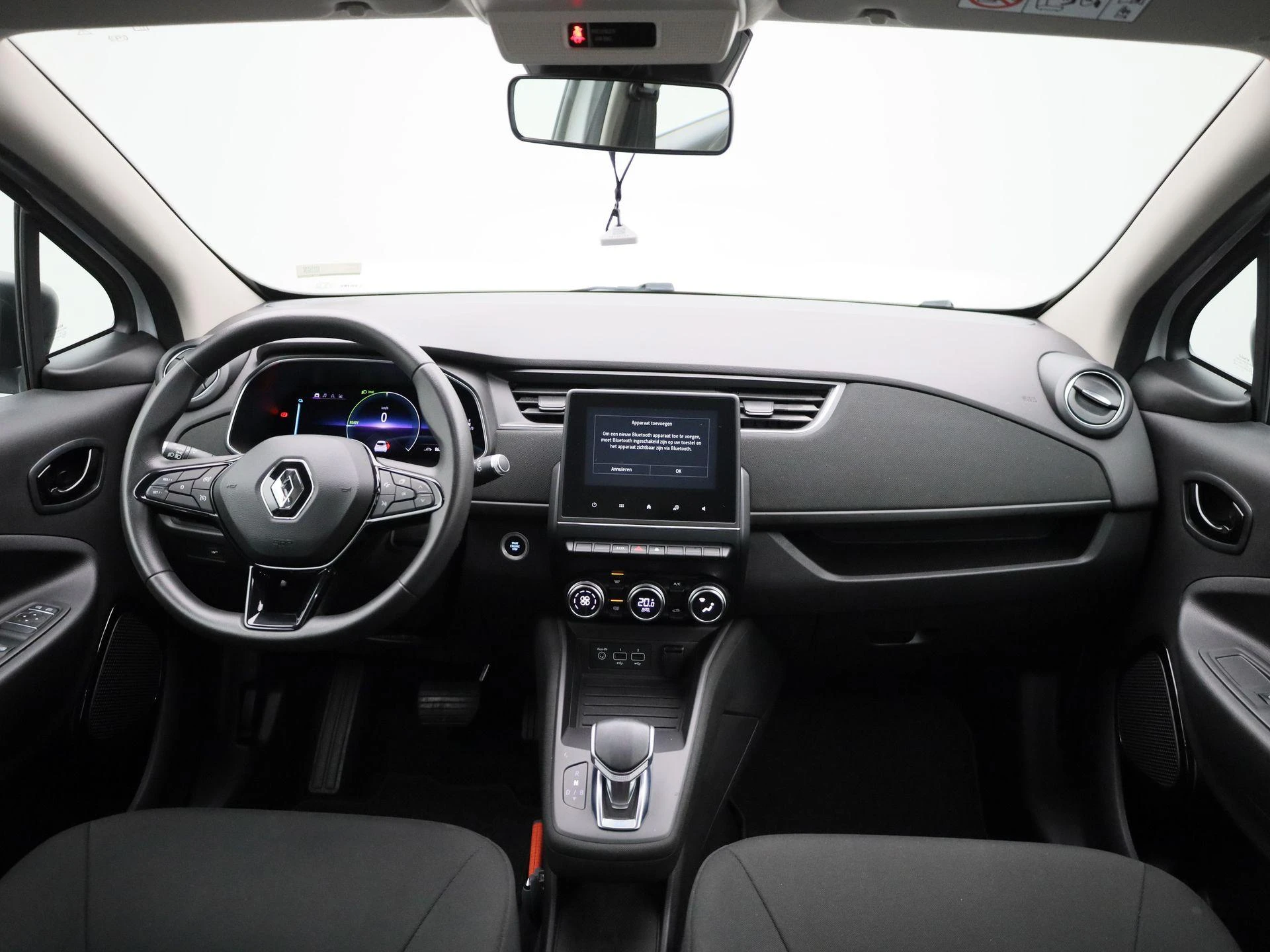 Renault-ZOE-image-32