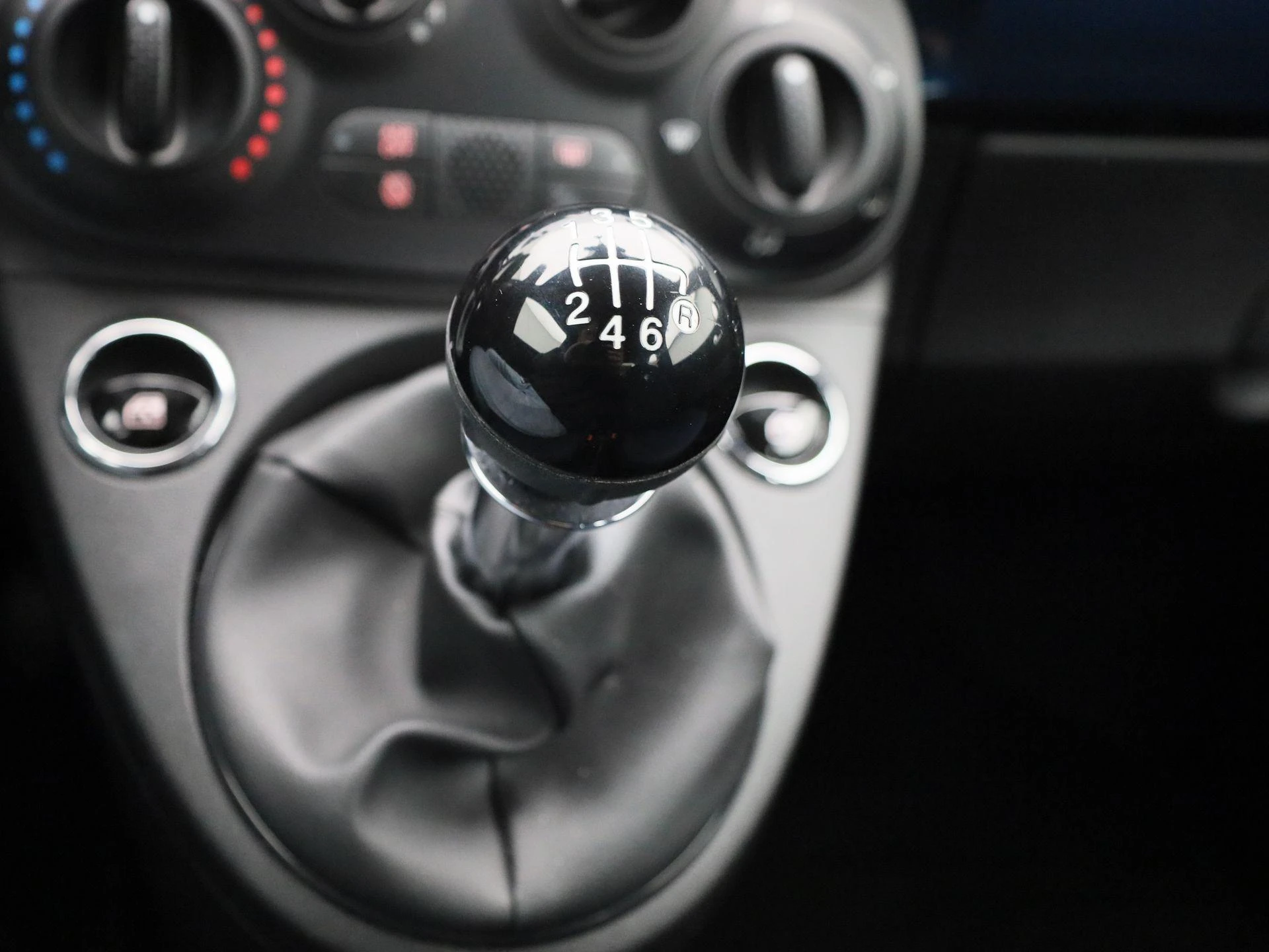 Fiat-500-image-9